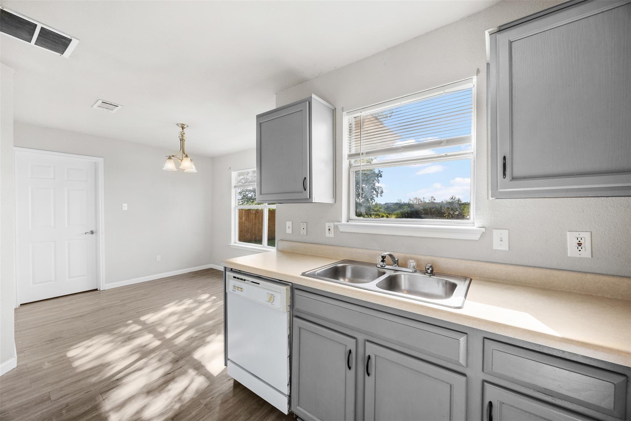 2117 Schwald Rd, Killeen, TX 76543