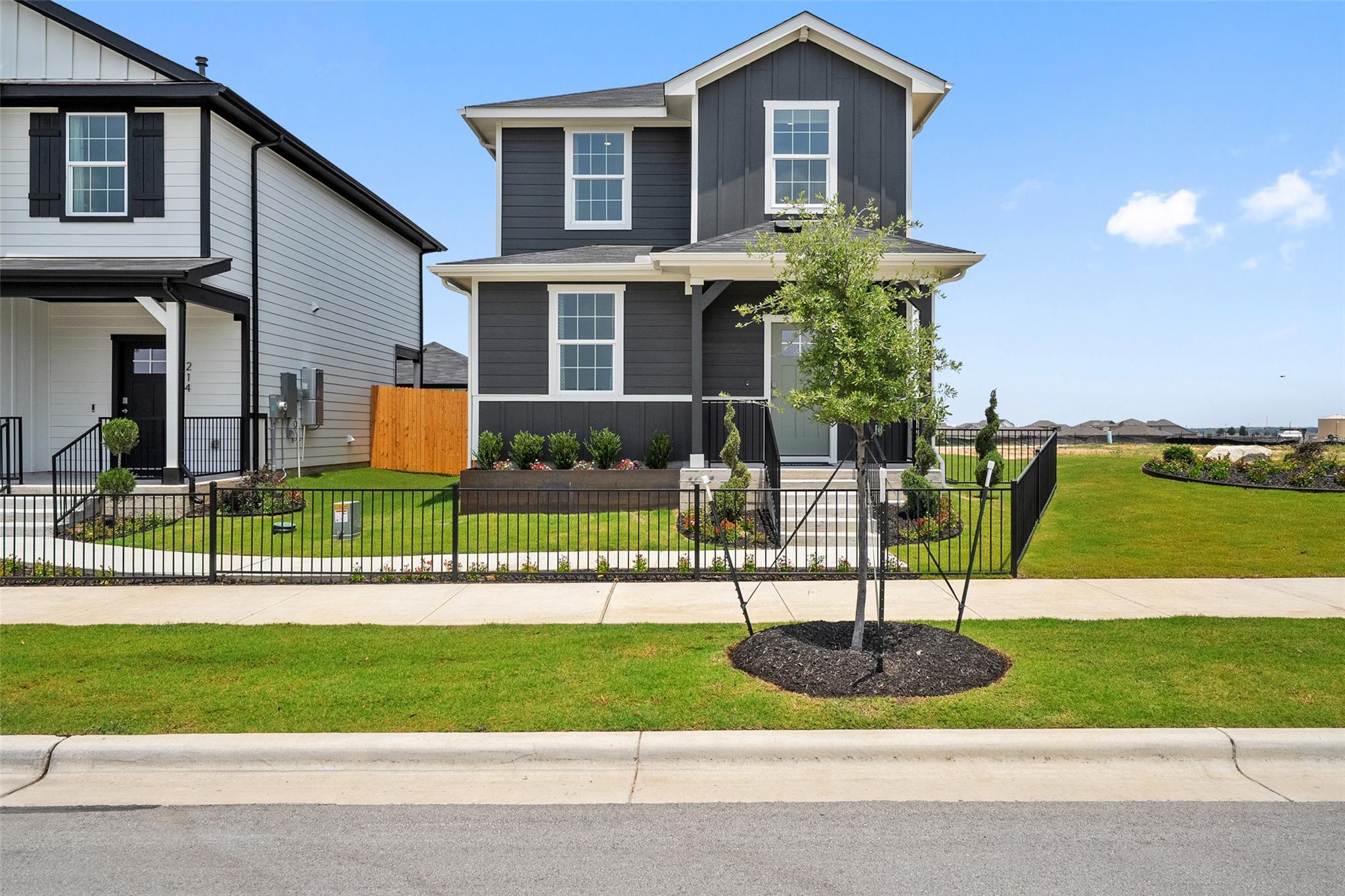 319 El Siebo Ln, Bastrop, TX 78602
