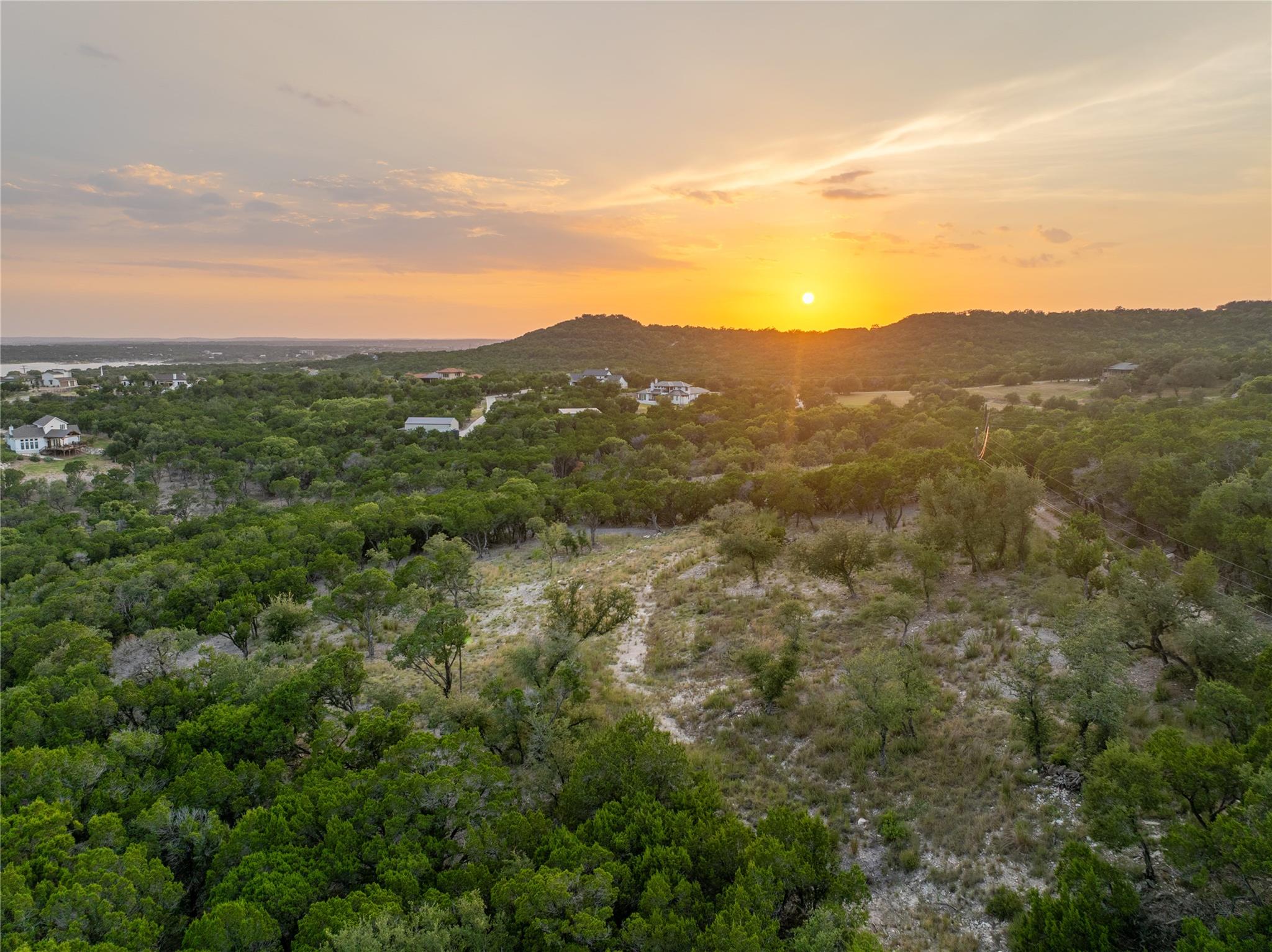 8144 Lake Mountain Ln, Leander, TX 78641