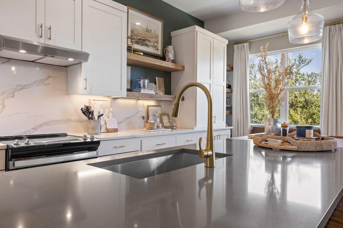 12001 Vista Parke Dr # 1402, Austin, TX 78726