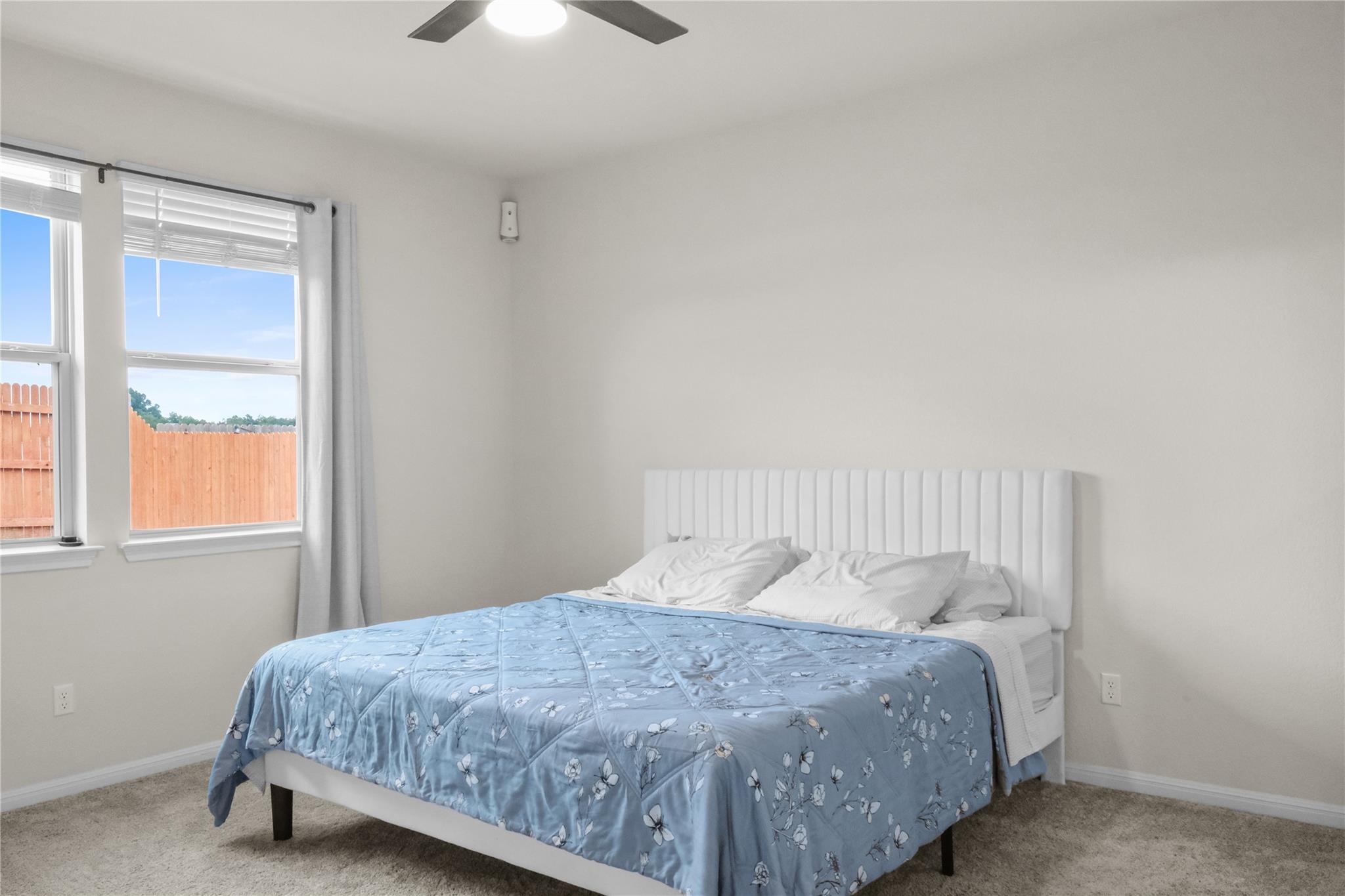 323 Tolo Dr, Elgin, TX 78621