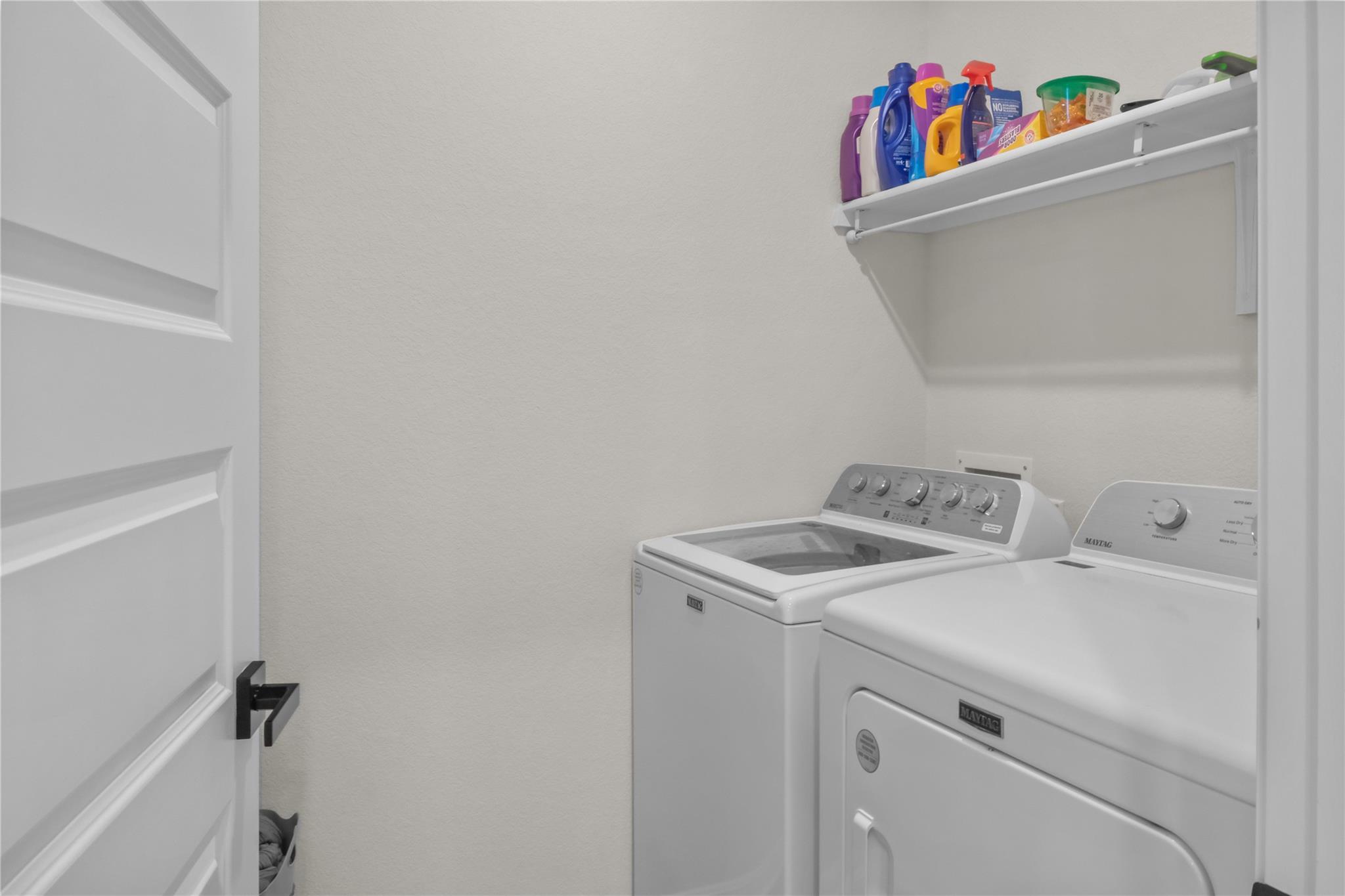 323 Tolo Dr, Elgin, TX 78621