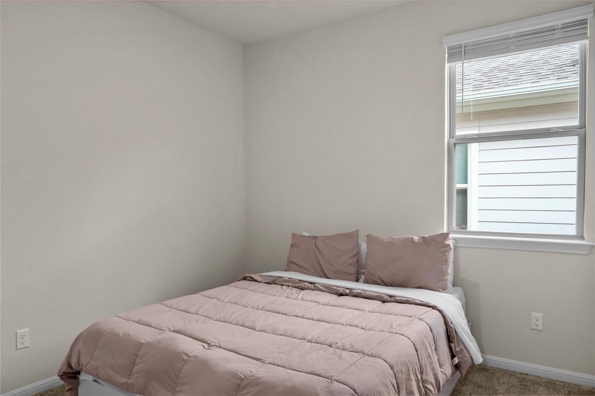 323 Tolo Dr, Elgin, TX 78621