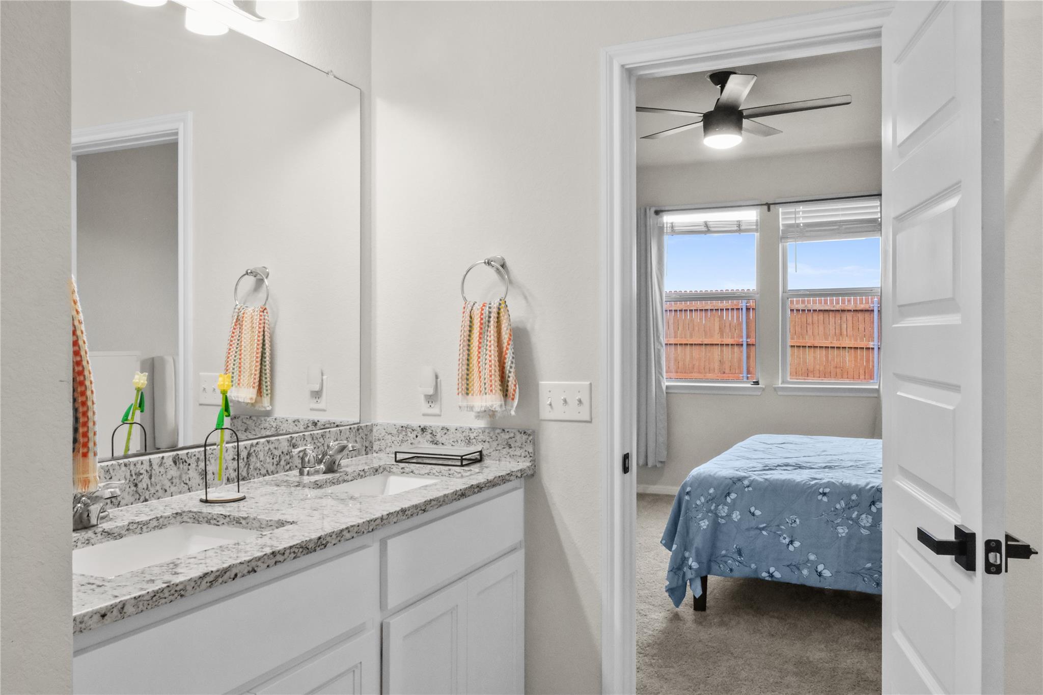 323 Tolo Dr, Elgin, TX 78621