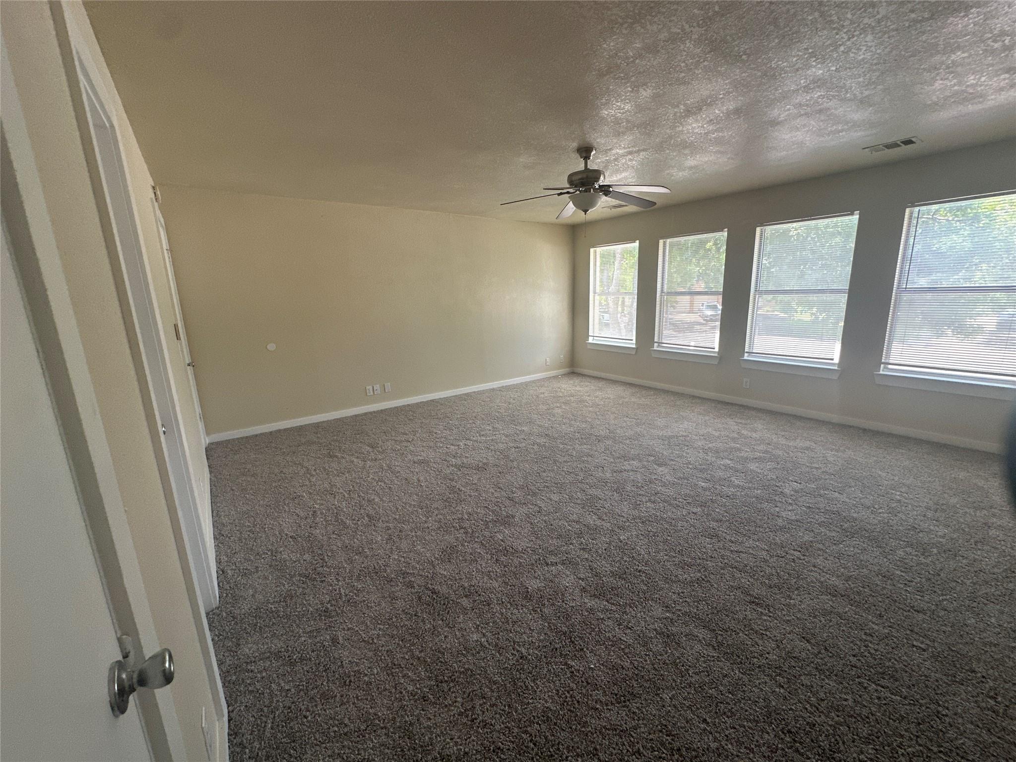 20805 Trotters Ln, Pflugerville, TX 78660