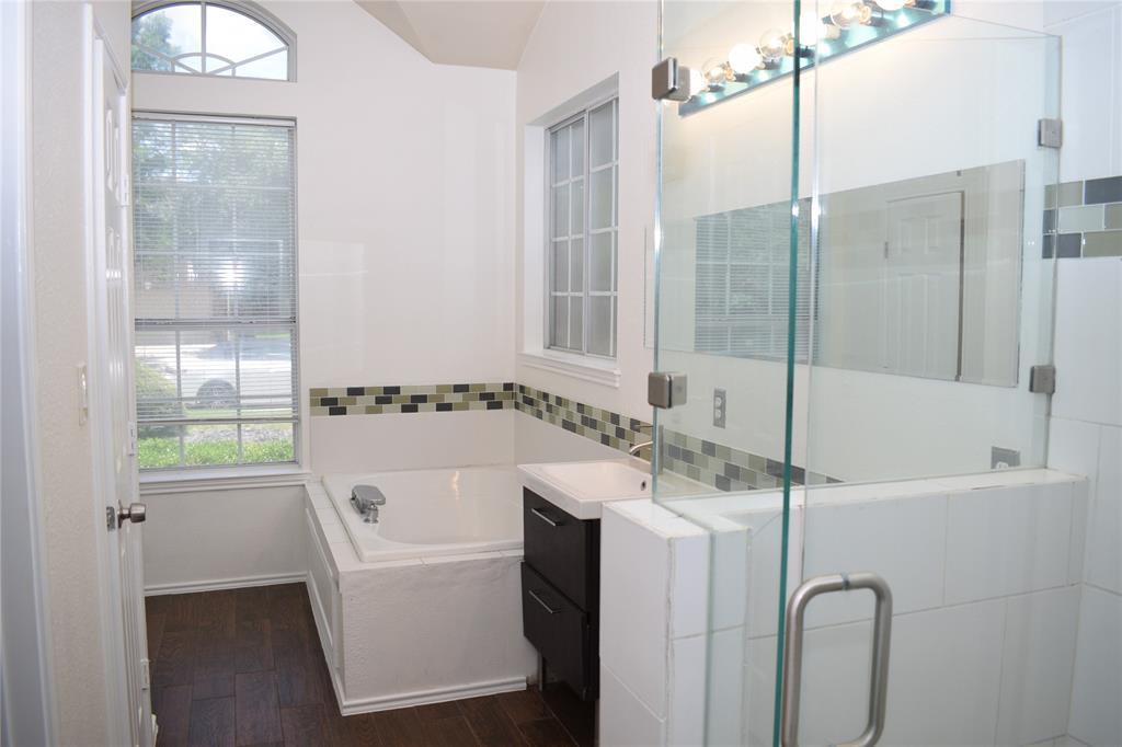 30007 Oakland Hills Dr, Georgetown, TX 78628