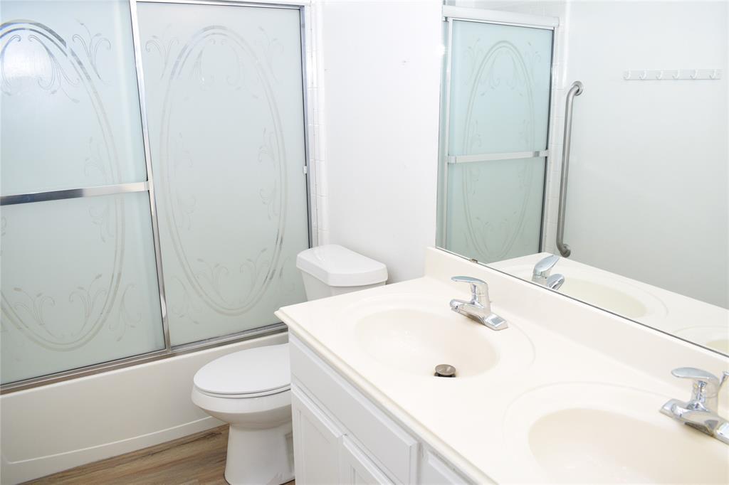 30007 Oakland Hills Dr, Georgetown, TX 78628