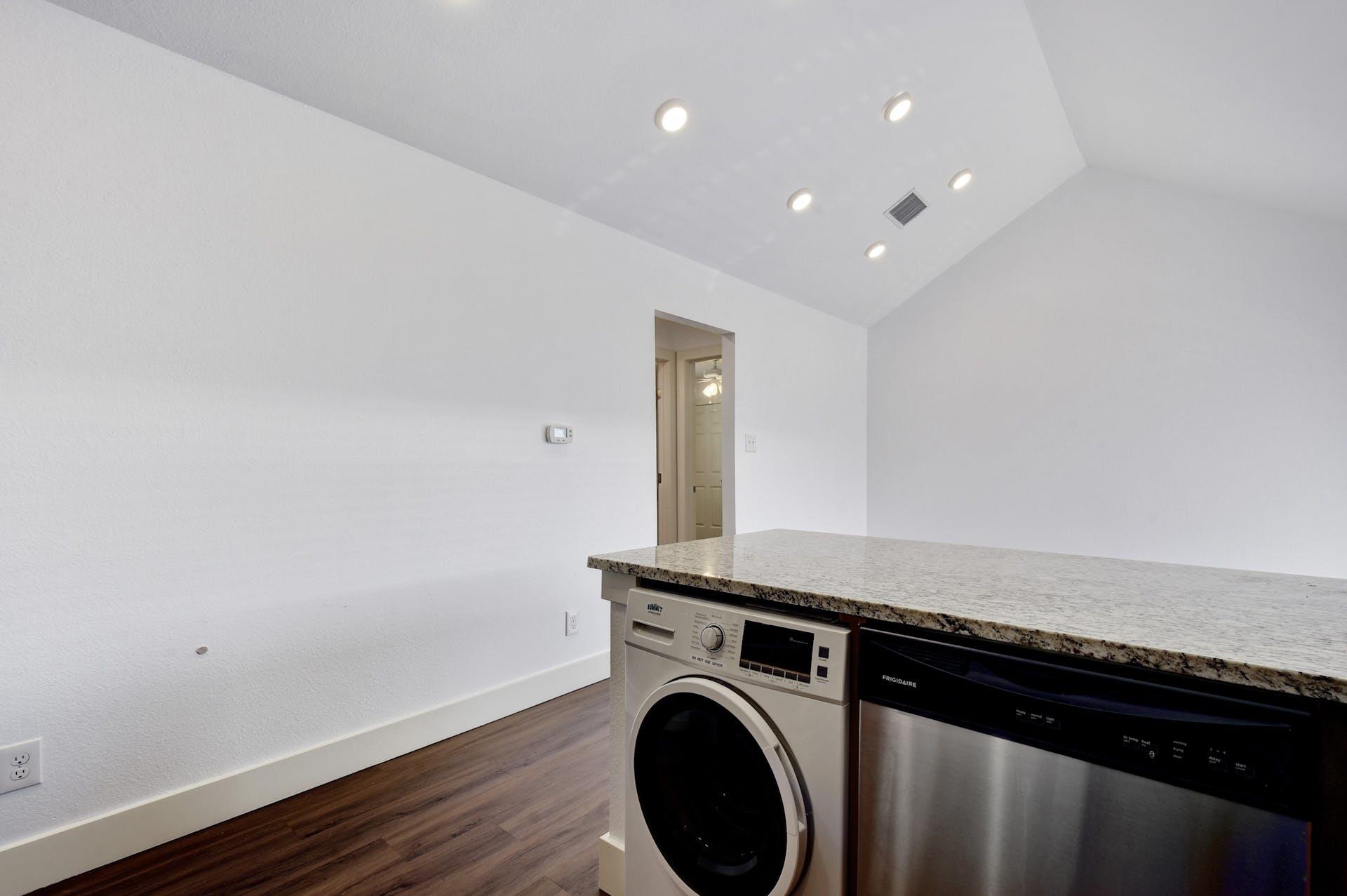 1311 E 52nd St # 3, Austin, TX 78723