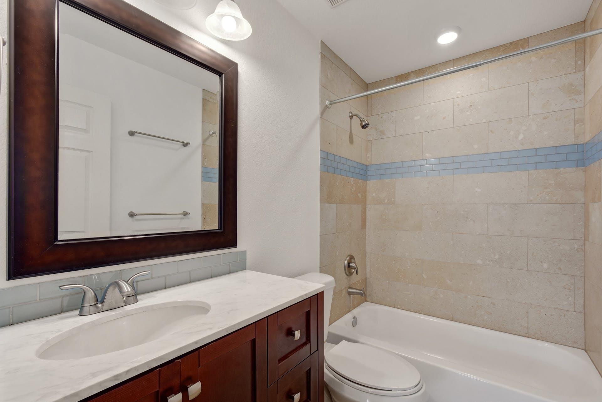 1311 E 52nd St # 3, Austin, TX 78723