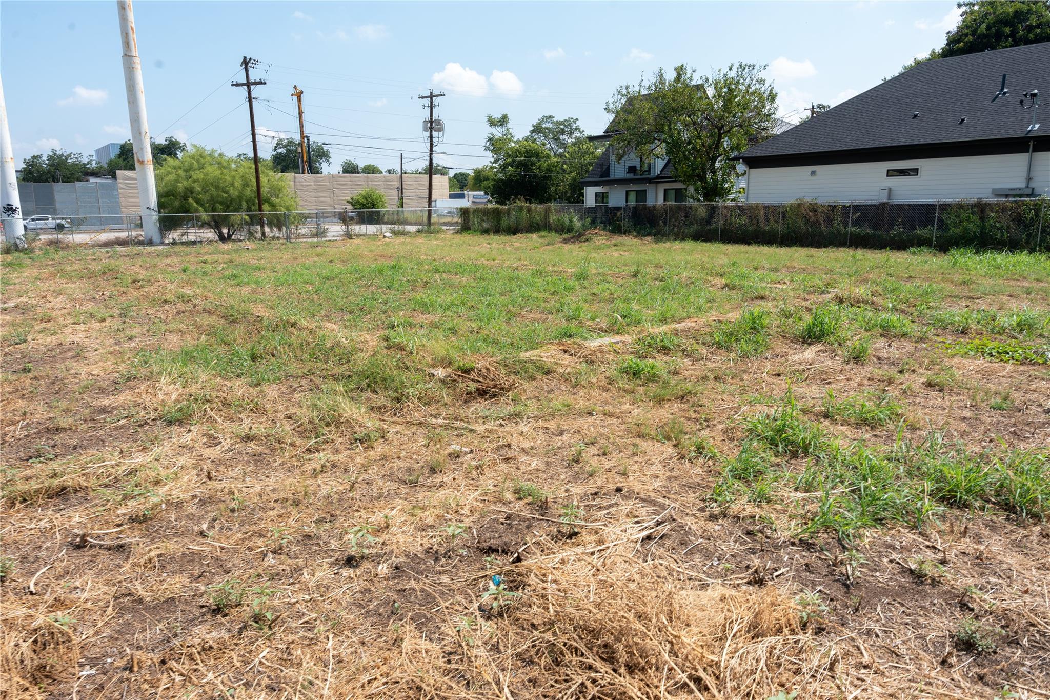 900 & 806 Willow St, Austin, TX 78702