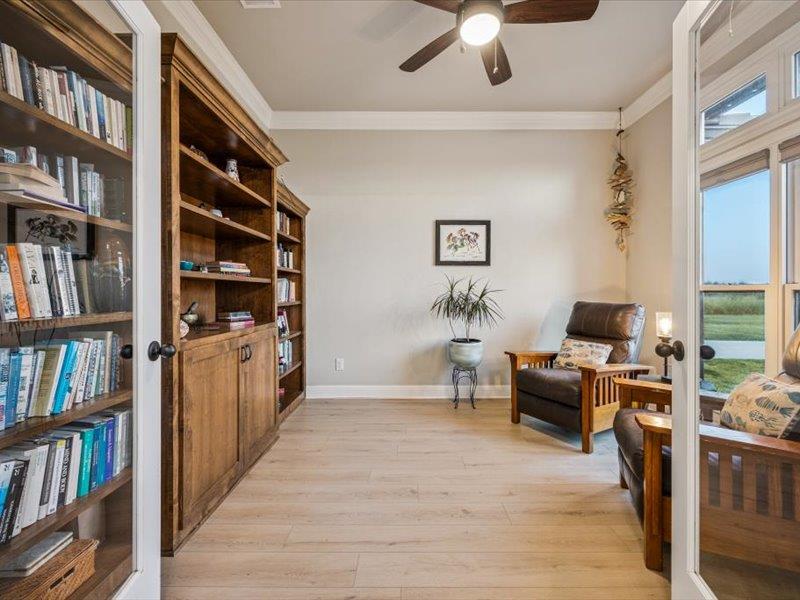 106 Colorado Blf, Cedar Creek, TX 78612