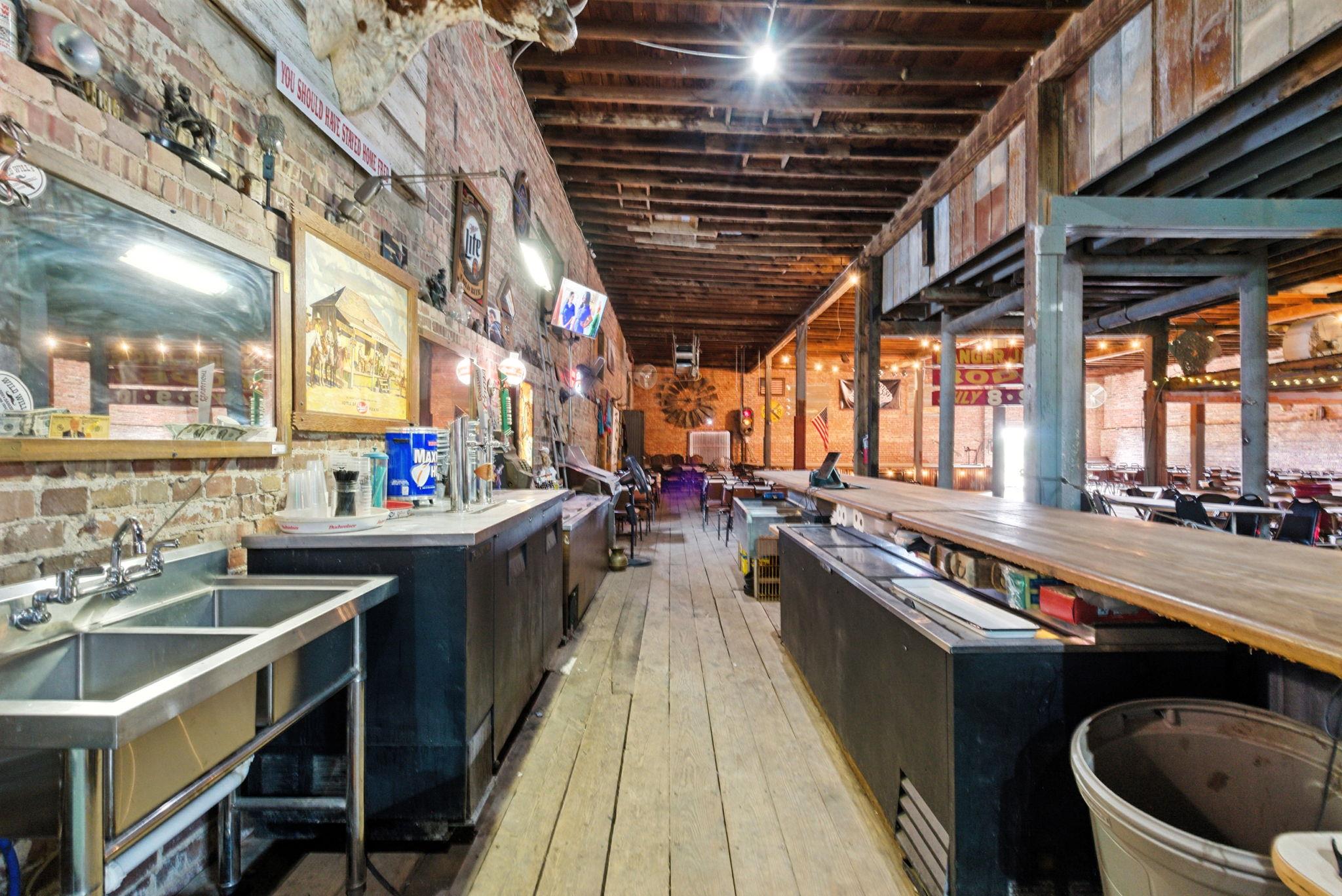 438 Melvin St, Ranger, TX 76470