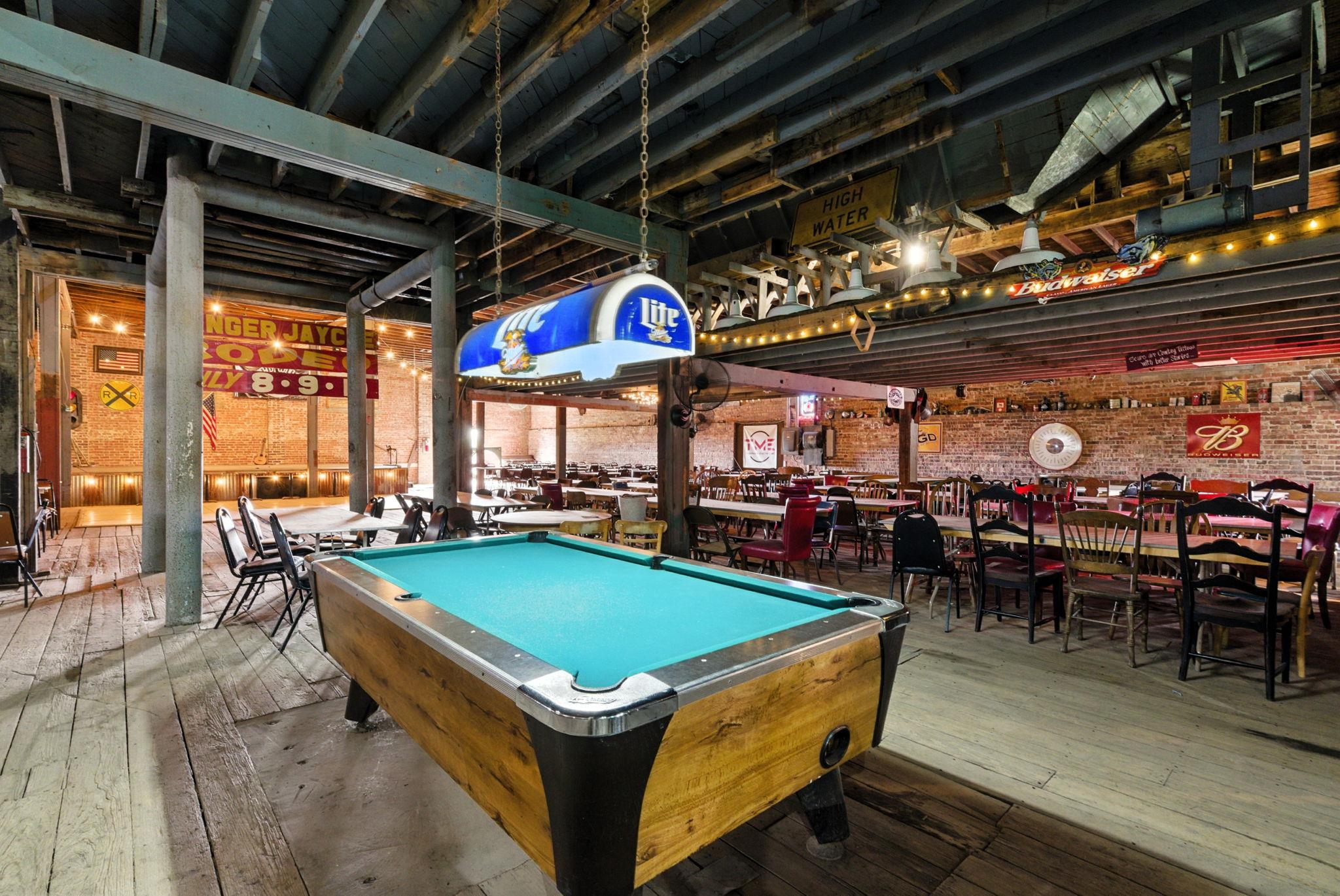 438 Melvin St, Ranger, TX 76470