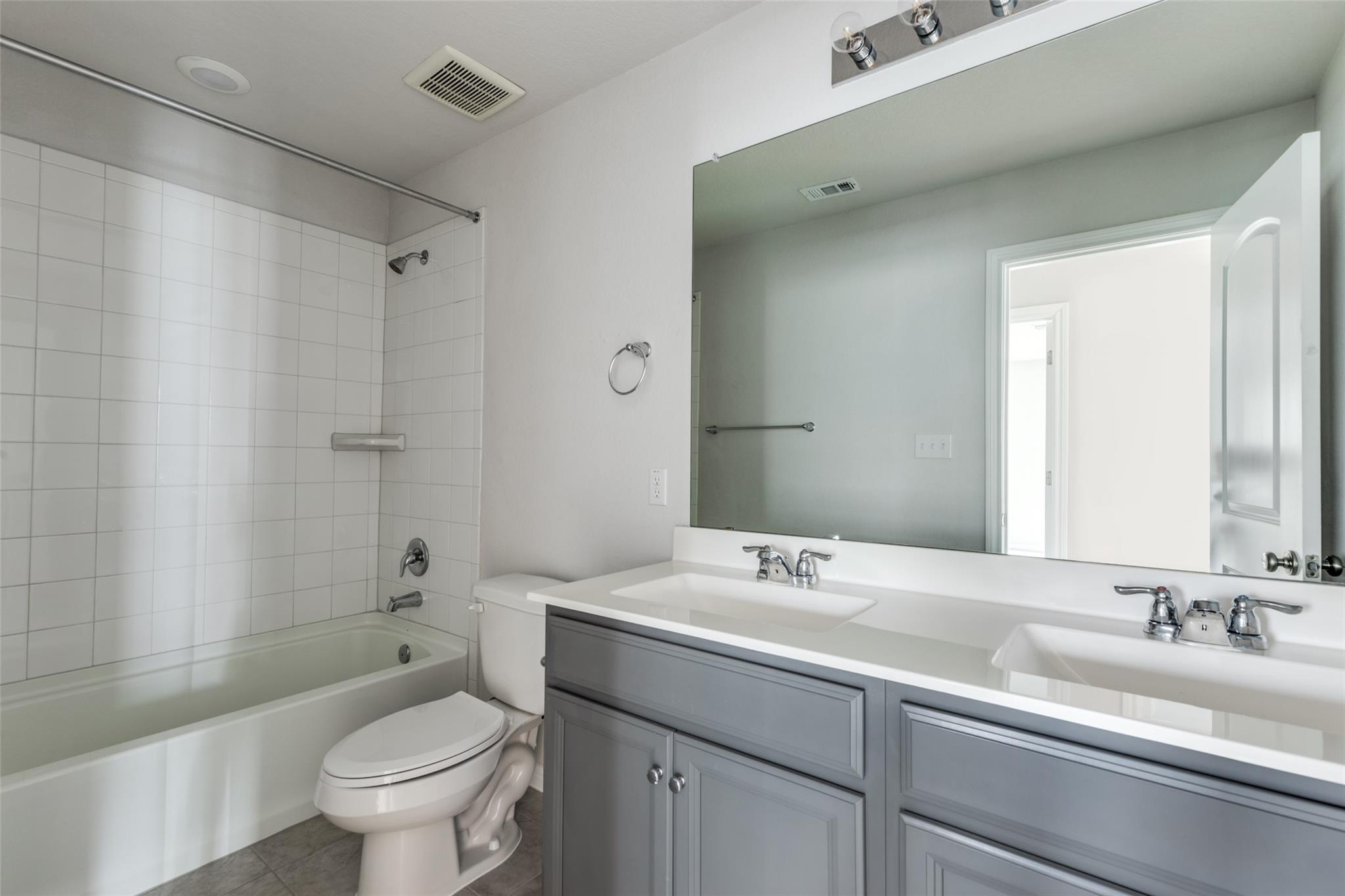 12912 Cerro Castellan Trce, Manor, TX 78653