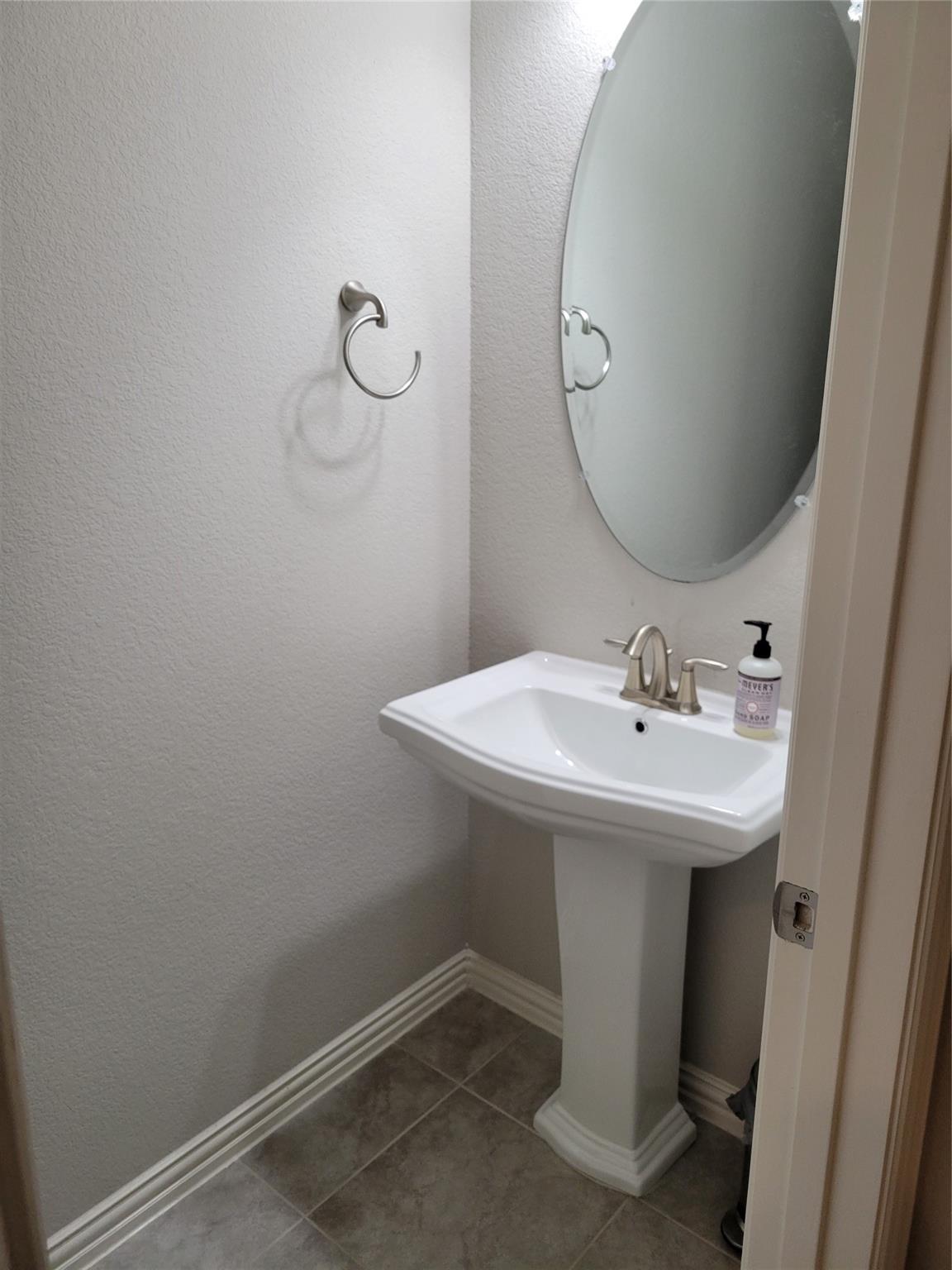 136 Belford St, Georgetown, TX 78628