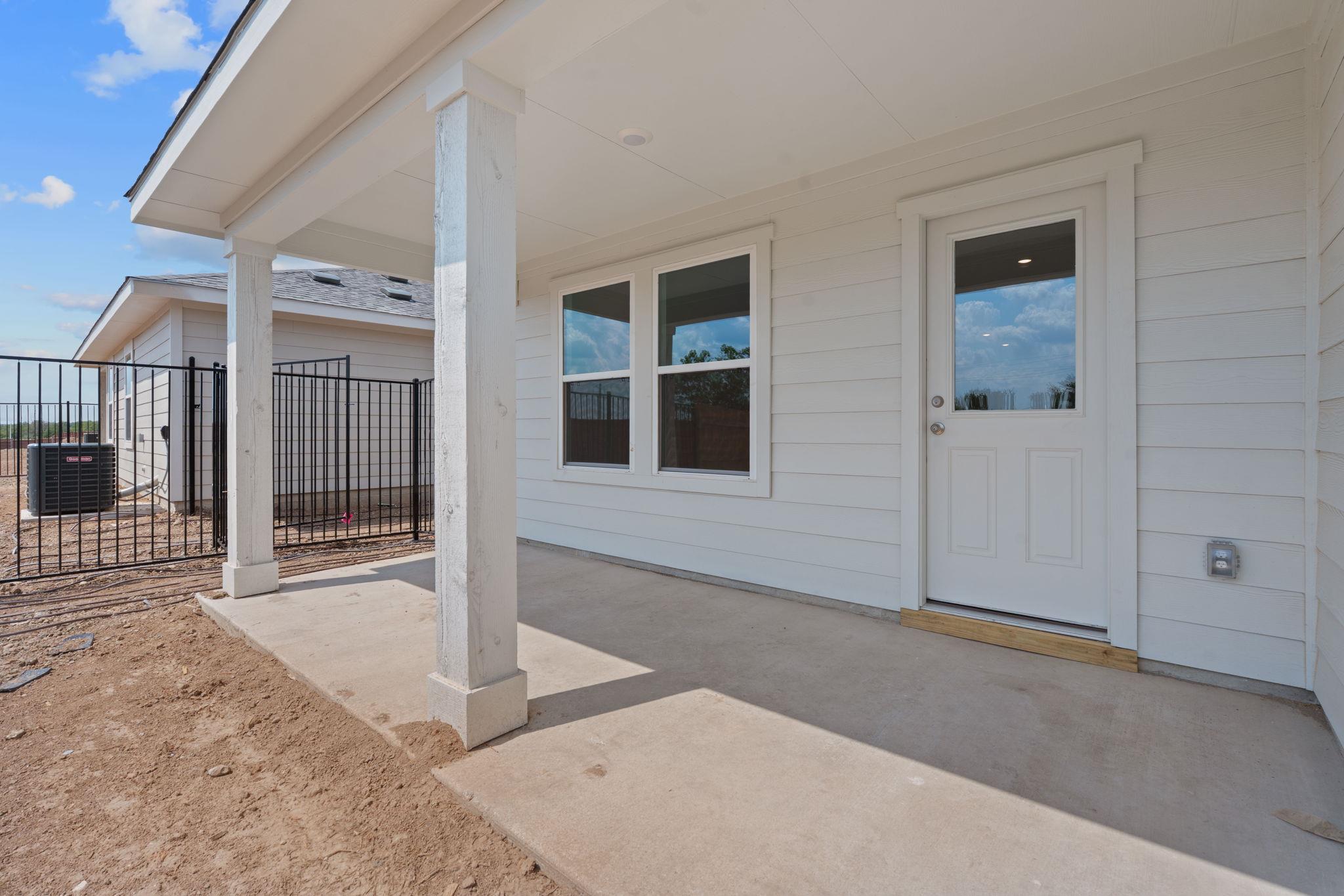 9704 Oxbow Strap Dr, Austin, TX 78653