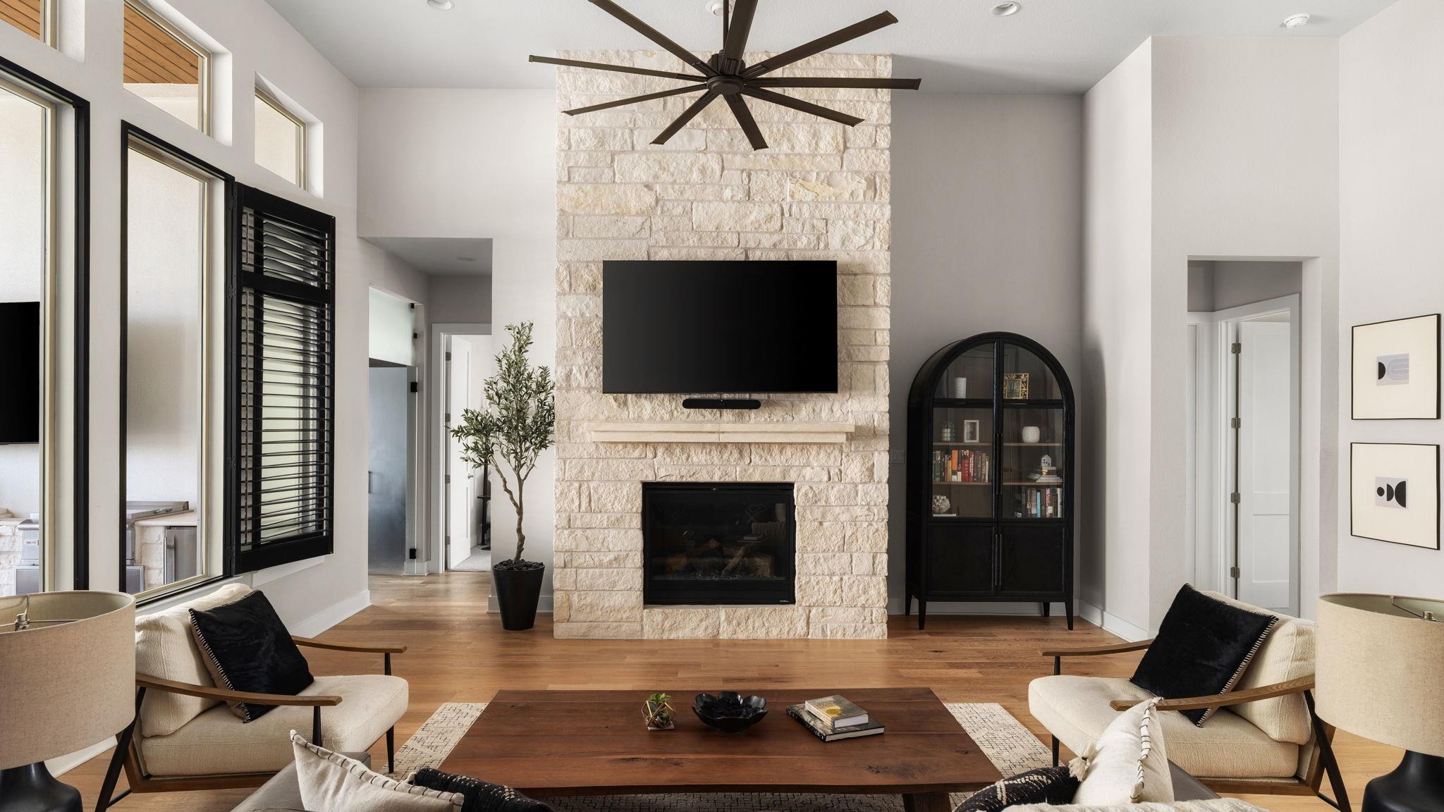 1494 Bunker Ranch Blvd, Dripping Springs, TX 78620