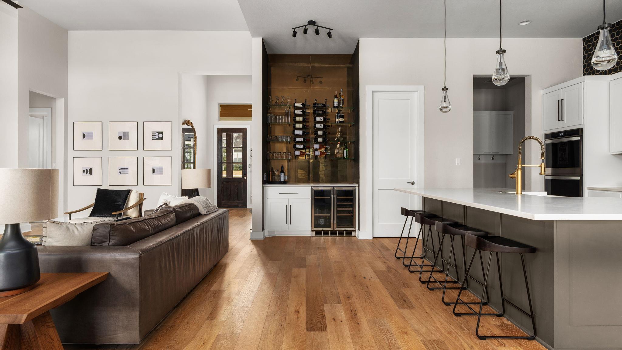 1494 Bunker Ranch Blvd, Dripping Springs, TX 78620