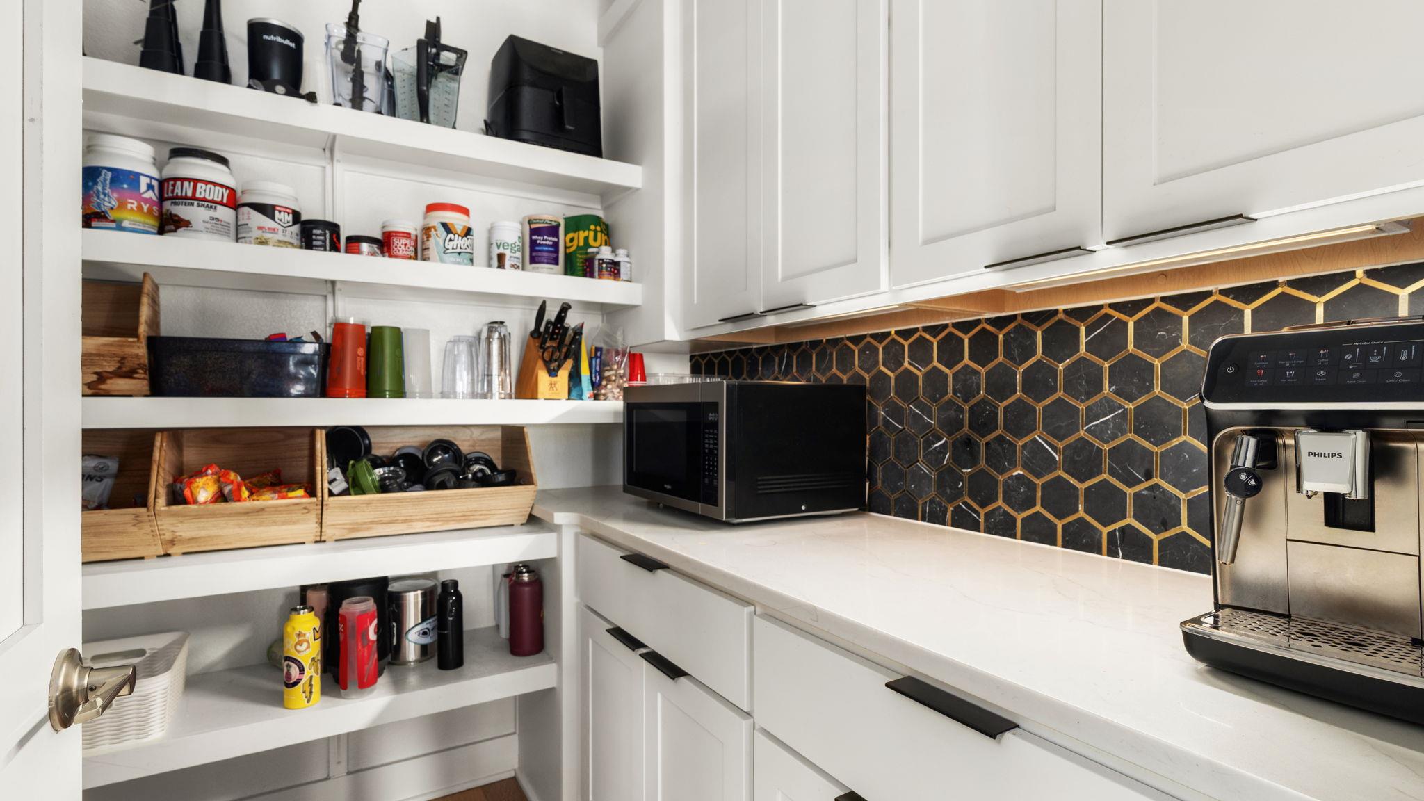 1494 Bunker Ranch Blvd, Dripping Springs, TX 78620