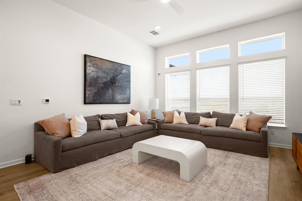 16718 Lilo Dr, Austin, TX 78738