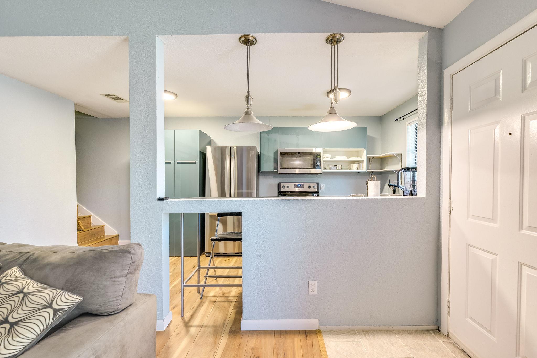 4307 1st St S # 101, Austin, TX 78745