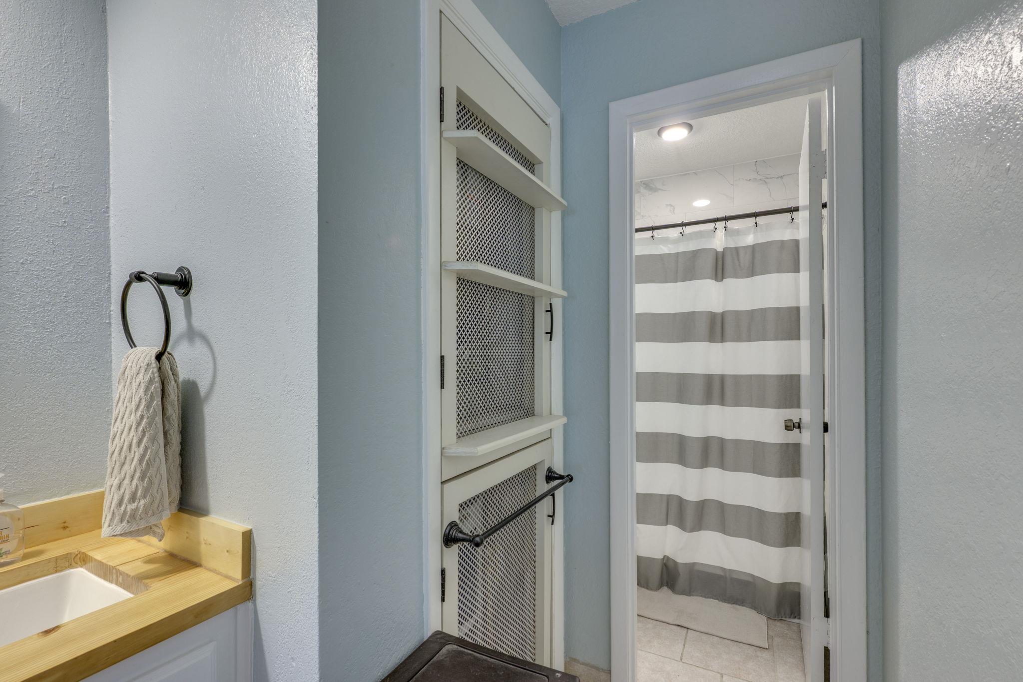 4307 1st St S # 101, Austin, TX 78745