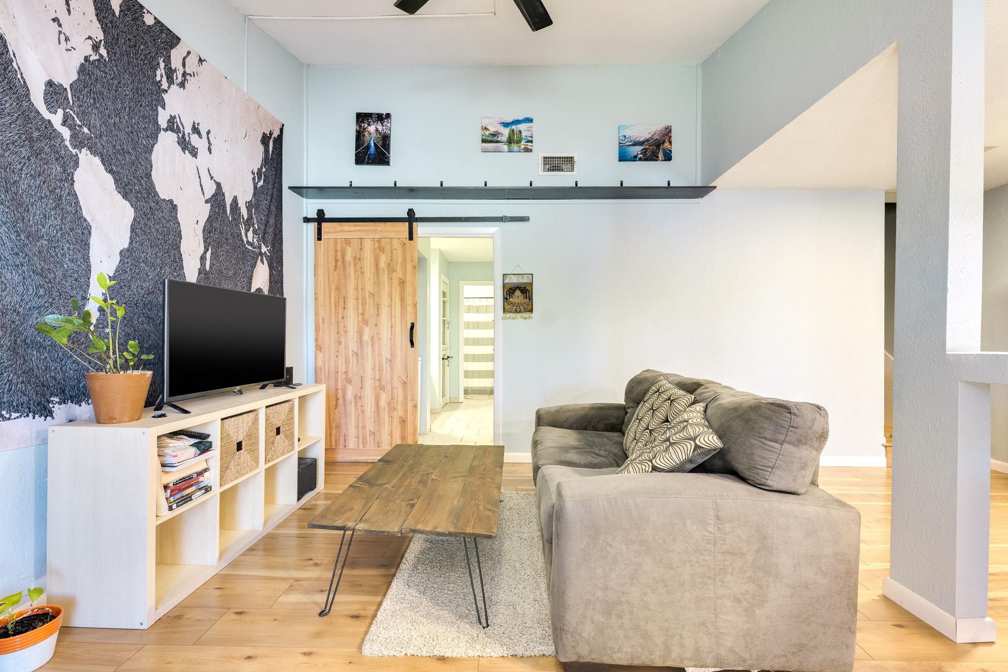 4307 1st St S # 101, Austin, TX 78745