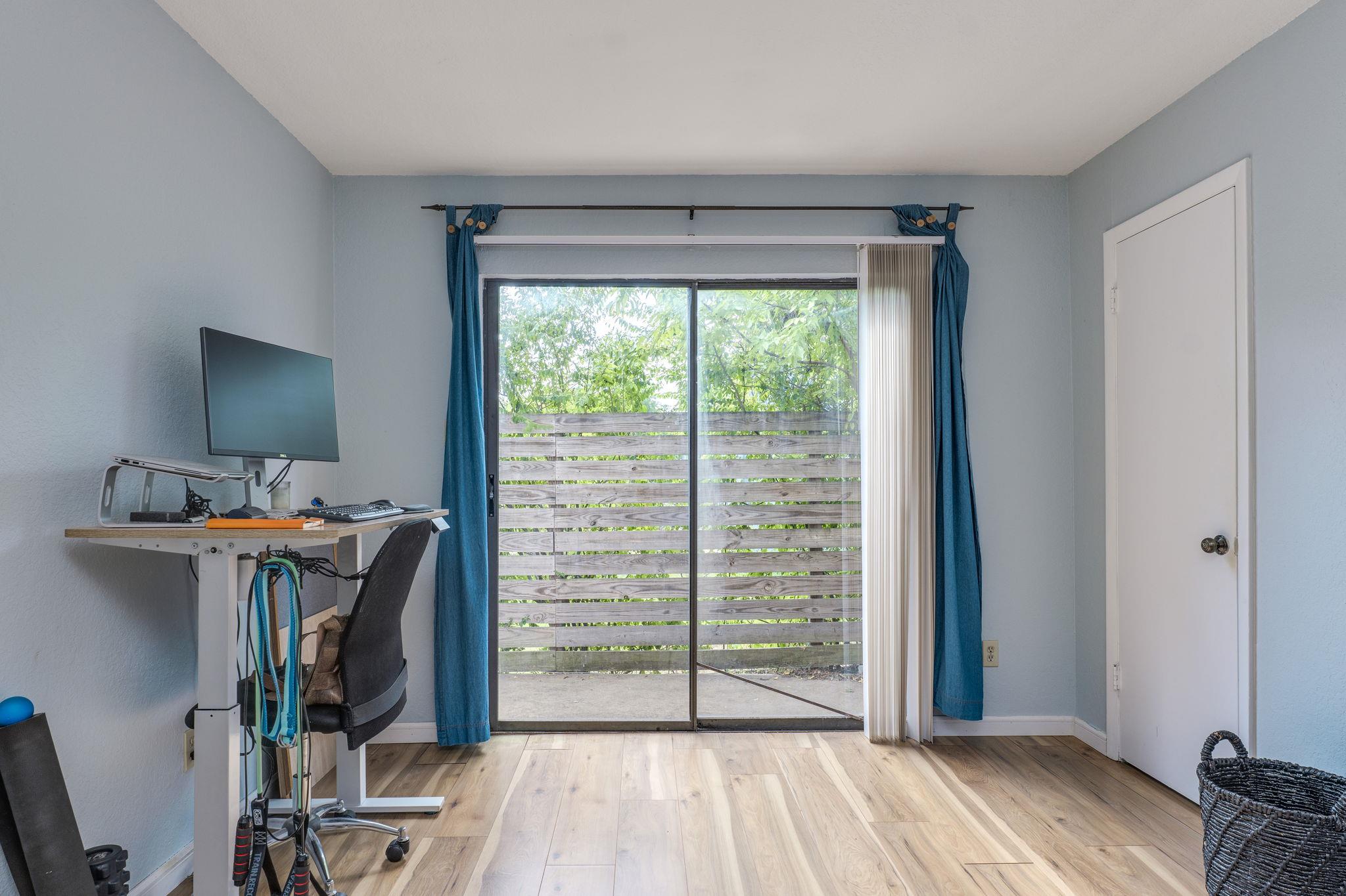 4307 1st St S # 101, Austin, TX 78745