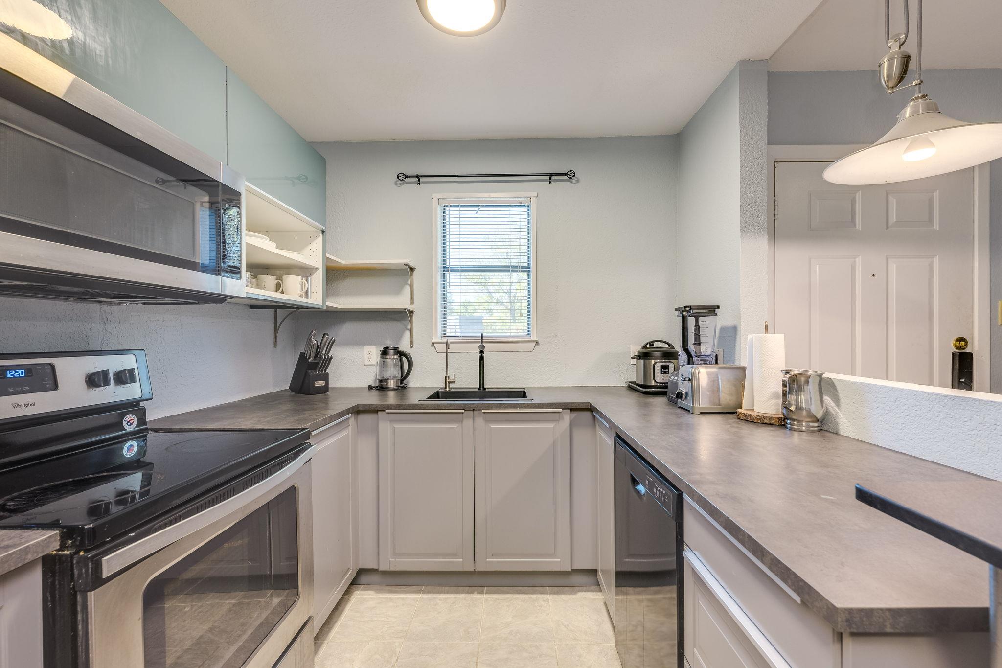 4307 1st St S # 101, Austin, TX 78745