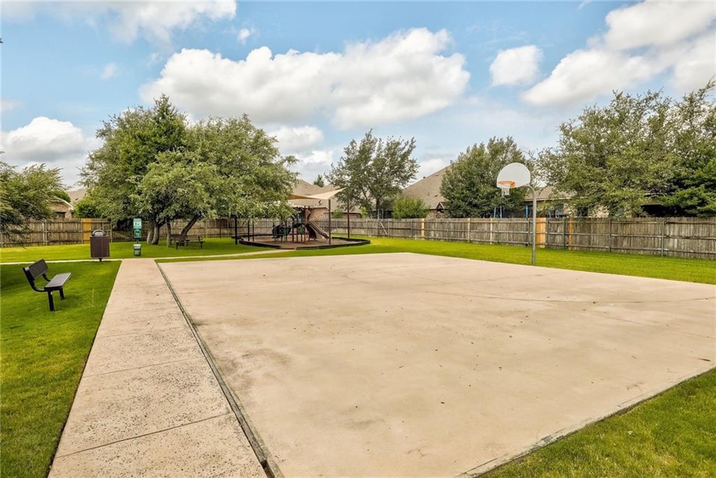 1703 Oakland Dr, Cedar Park, TX 78613