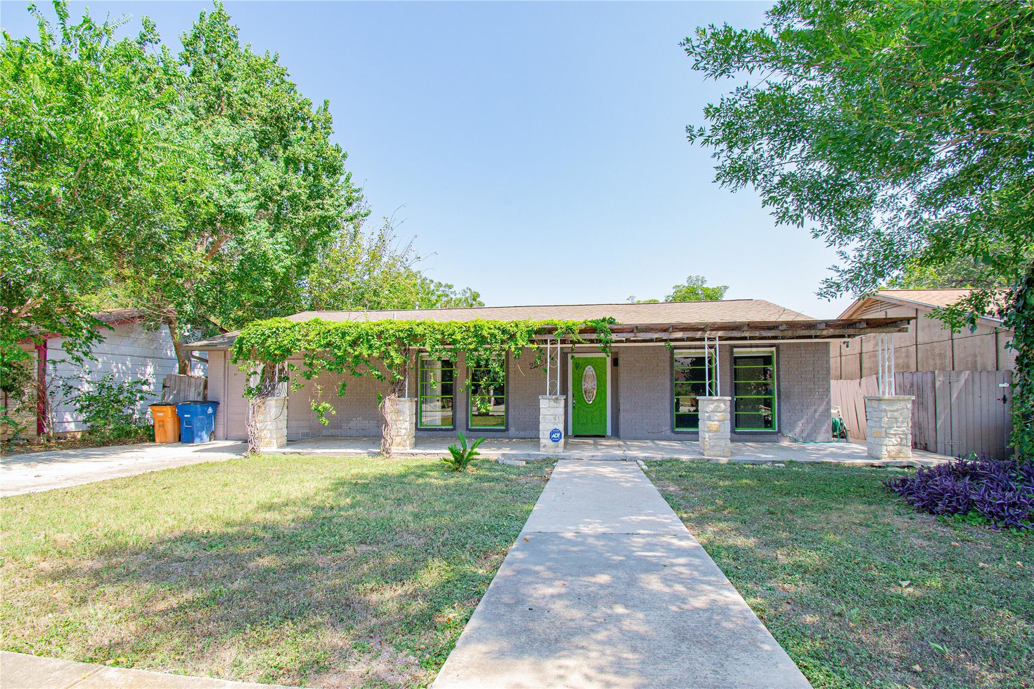 2524 Berkett Dr, Austin, TX 78745