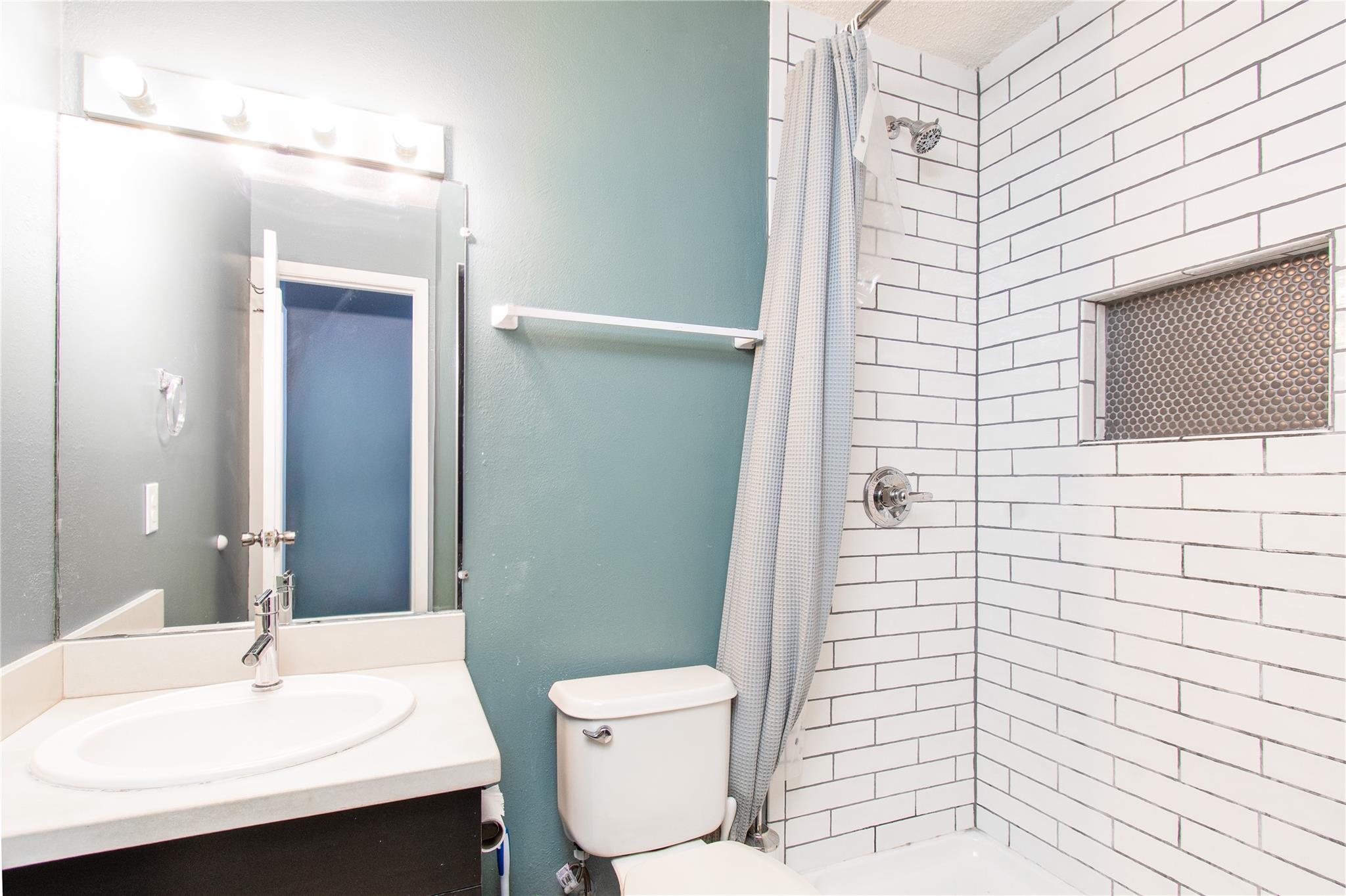 2524 Berkett Dr, Austin, TX 78745