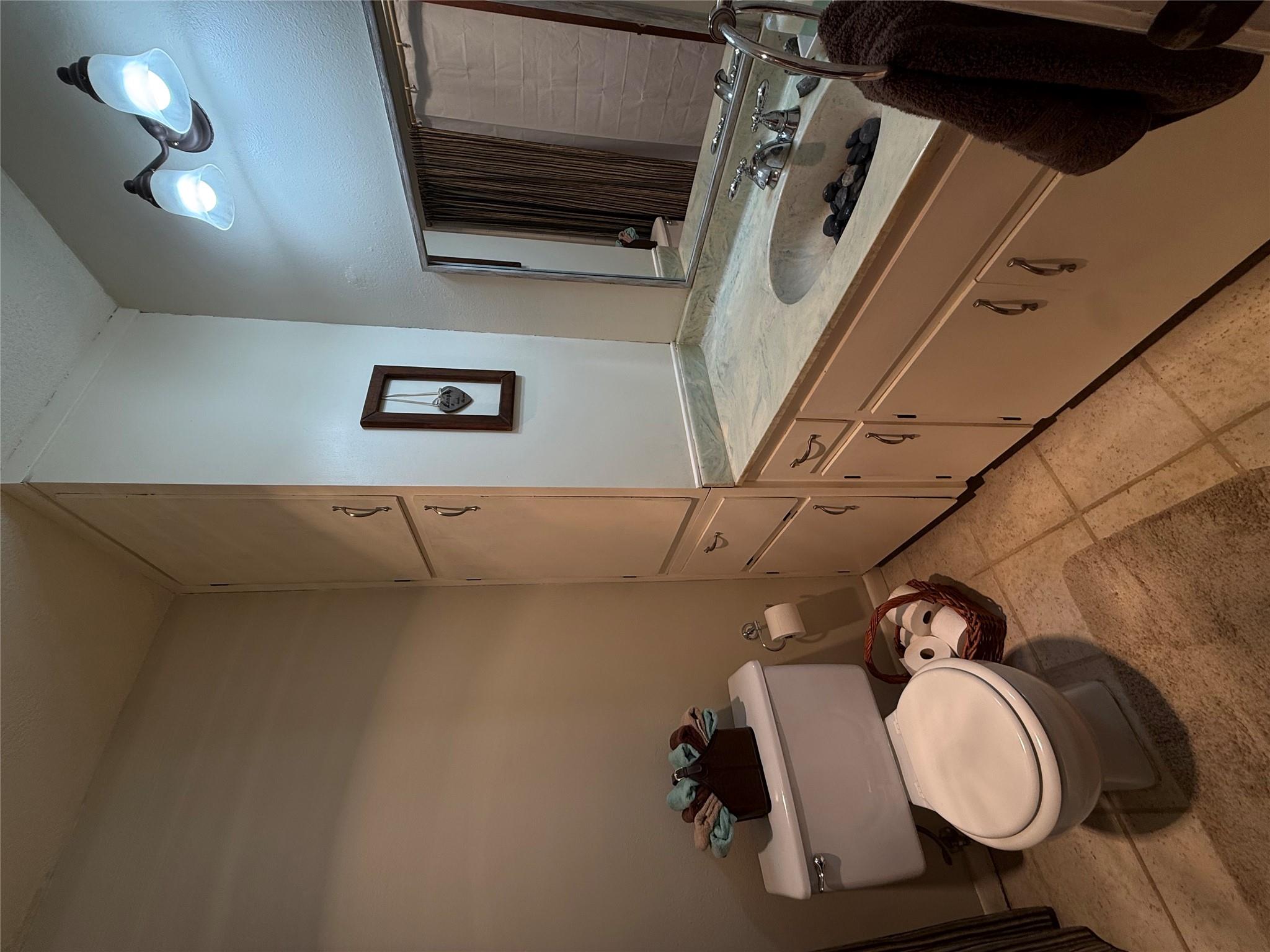 2803 Crestview St, Taylor, TX 76574