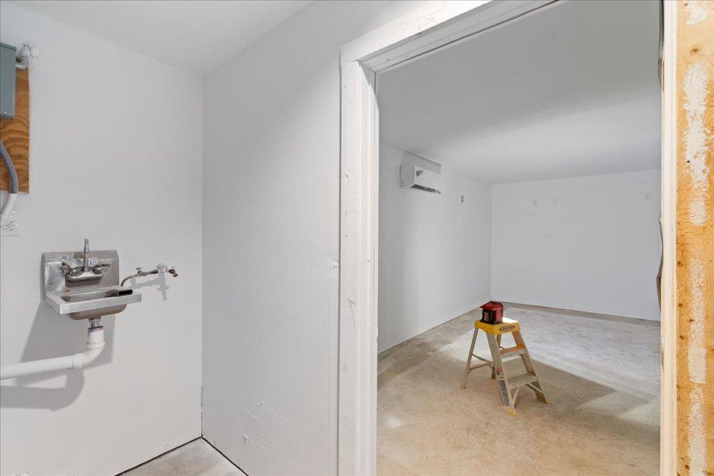 10500 Tarantula Ct, Leander, TX 78641