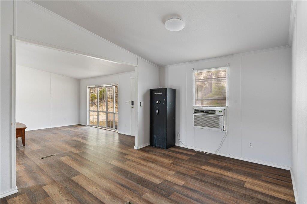 10500 Tarantula Ct, Leander, TX 78641