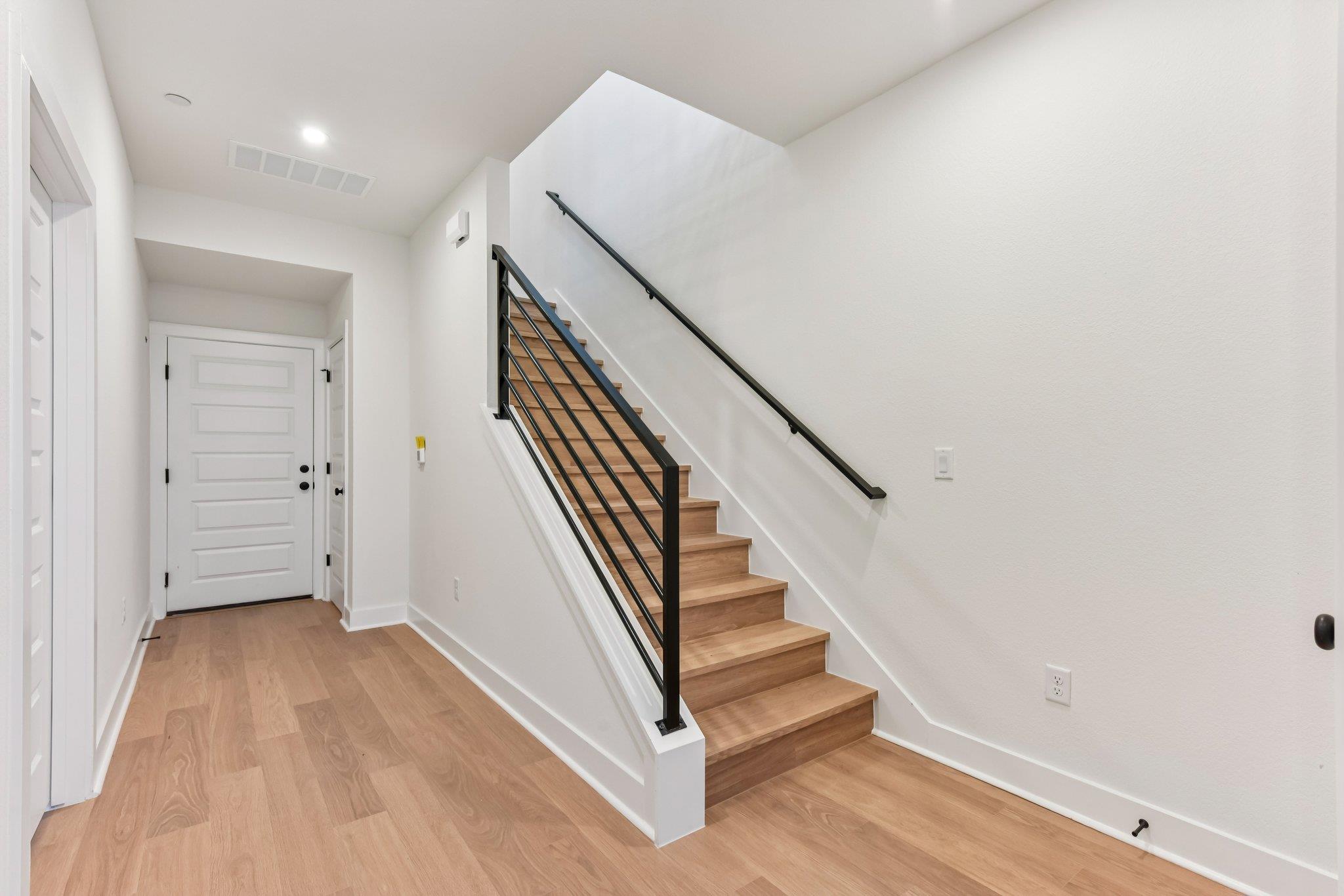 200 W 56th St # 2102, Austin, TX 78751