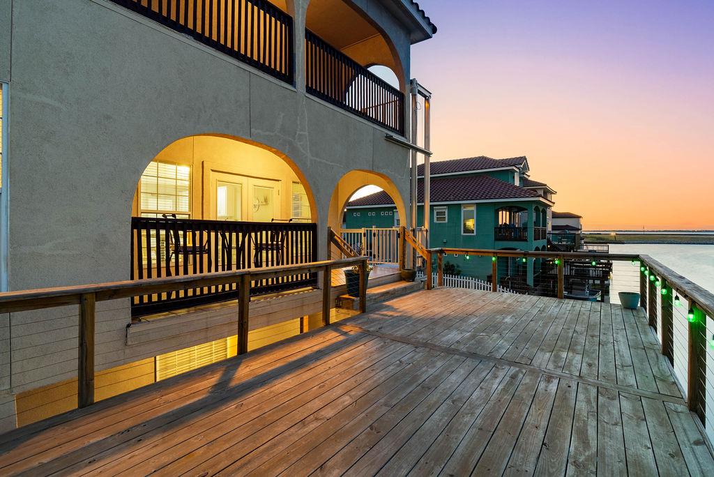 718 Crown Hbr, Corpus Christi, TX 78402