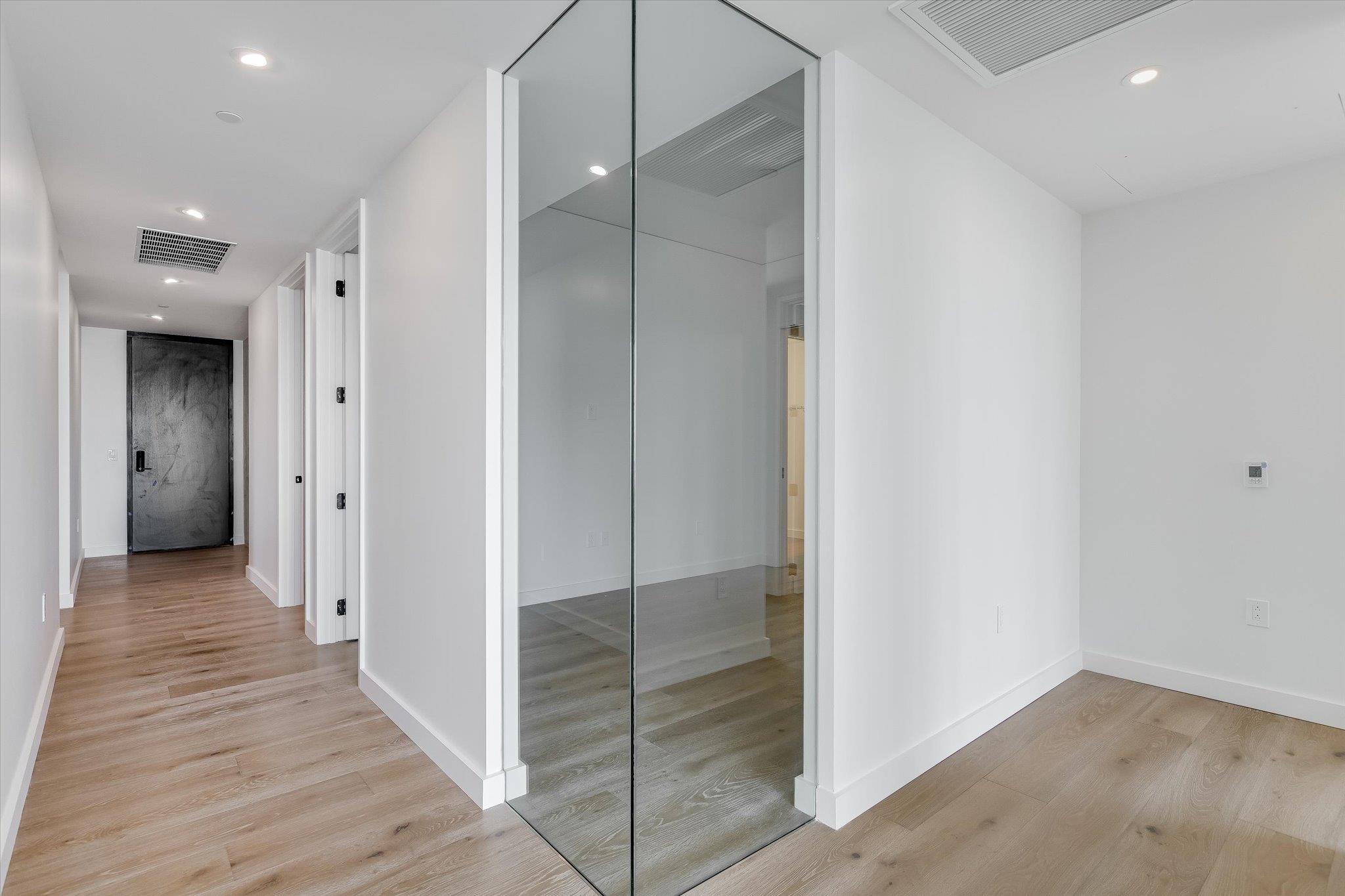 610 Davis St # 3801, Austin, TX 78701