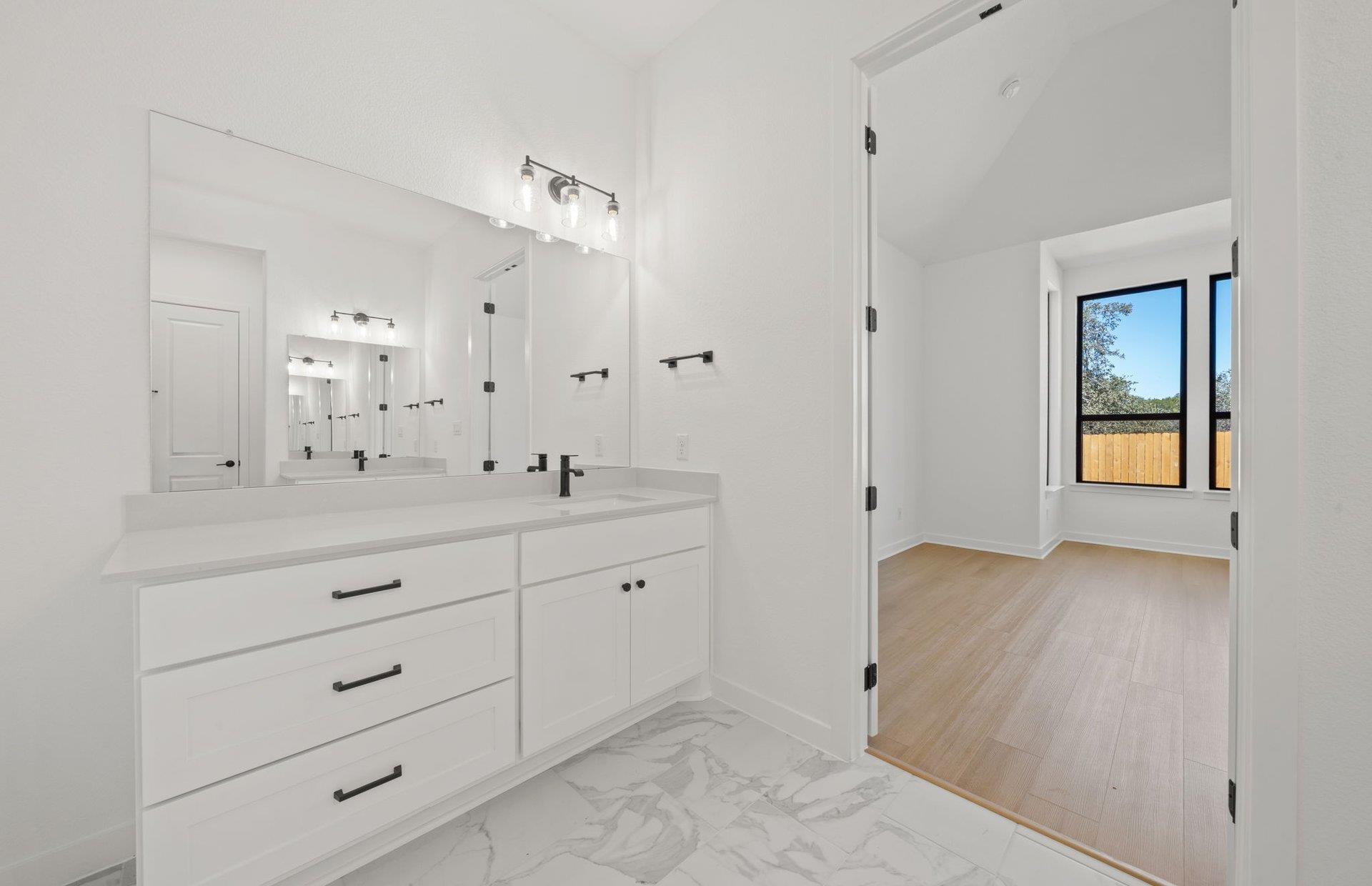 390 Muddy Creek Way, Kyle, TX 78640