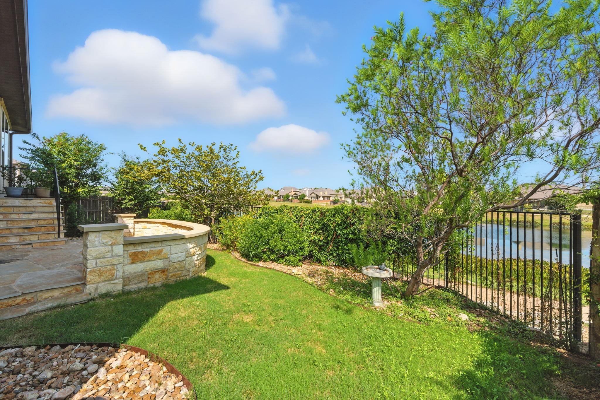 437 Pienza Dr, Georgetown, TX 78628