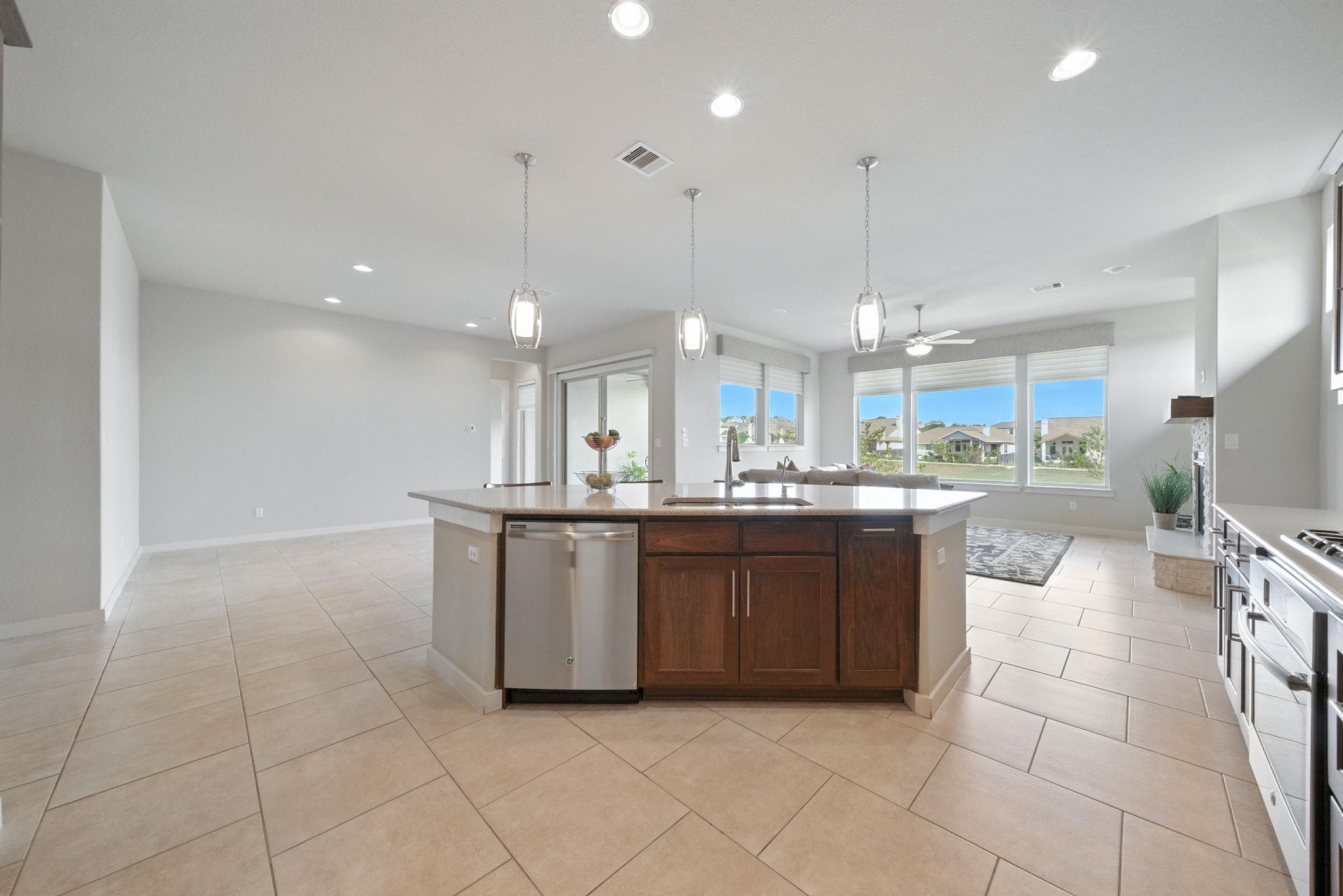 437 Pienza Dr, Georgetown, TX 78628