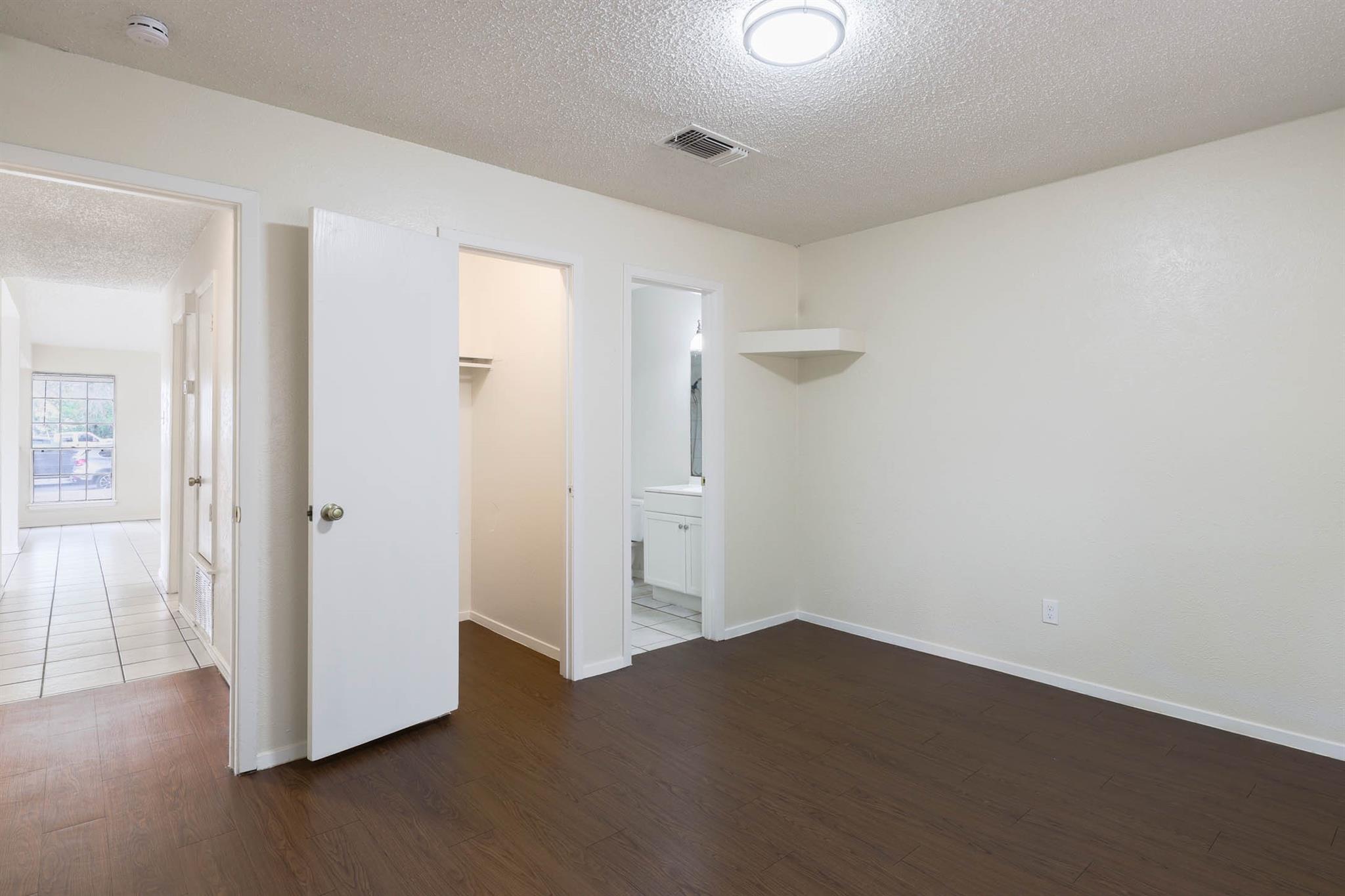 1915 Prairie Knoll Ct # B, Austin, TX 78758