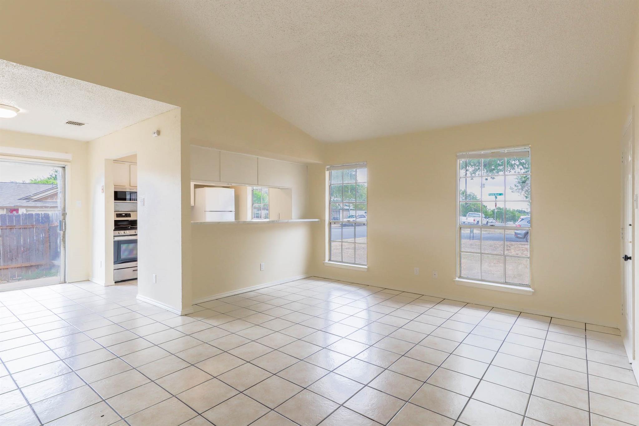 1915 Prairie Knoll Ct # B, Austin, TX 78758