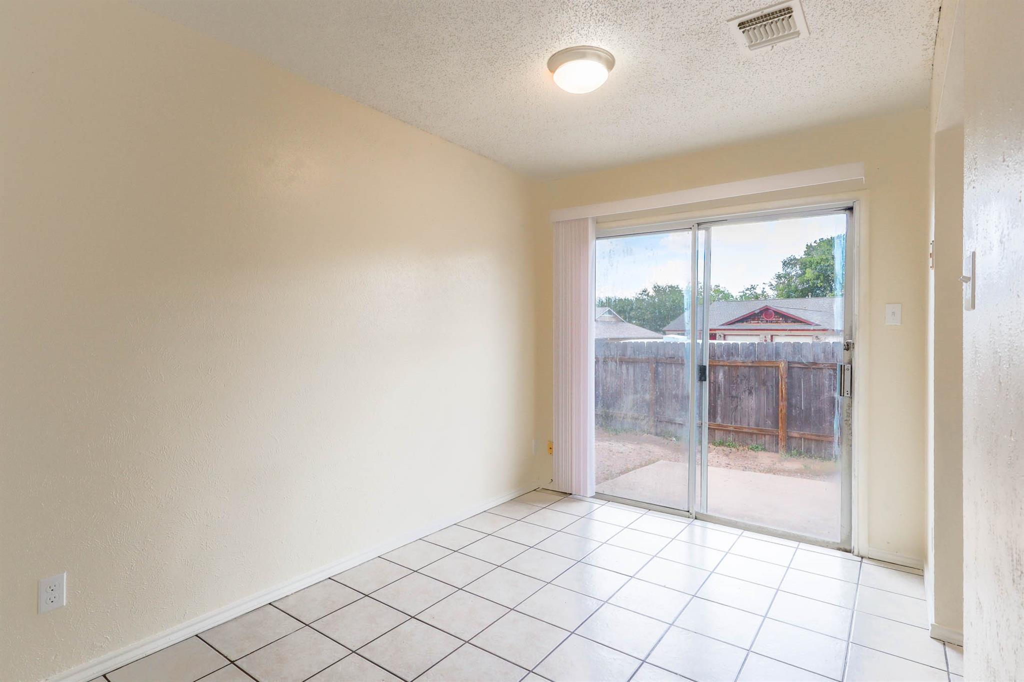 1915 Prairie Knoll Ct # B, Austin, TX 78758