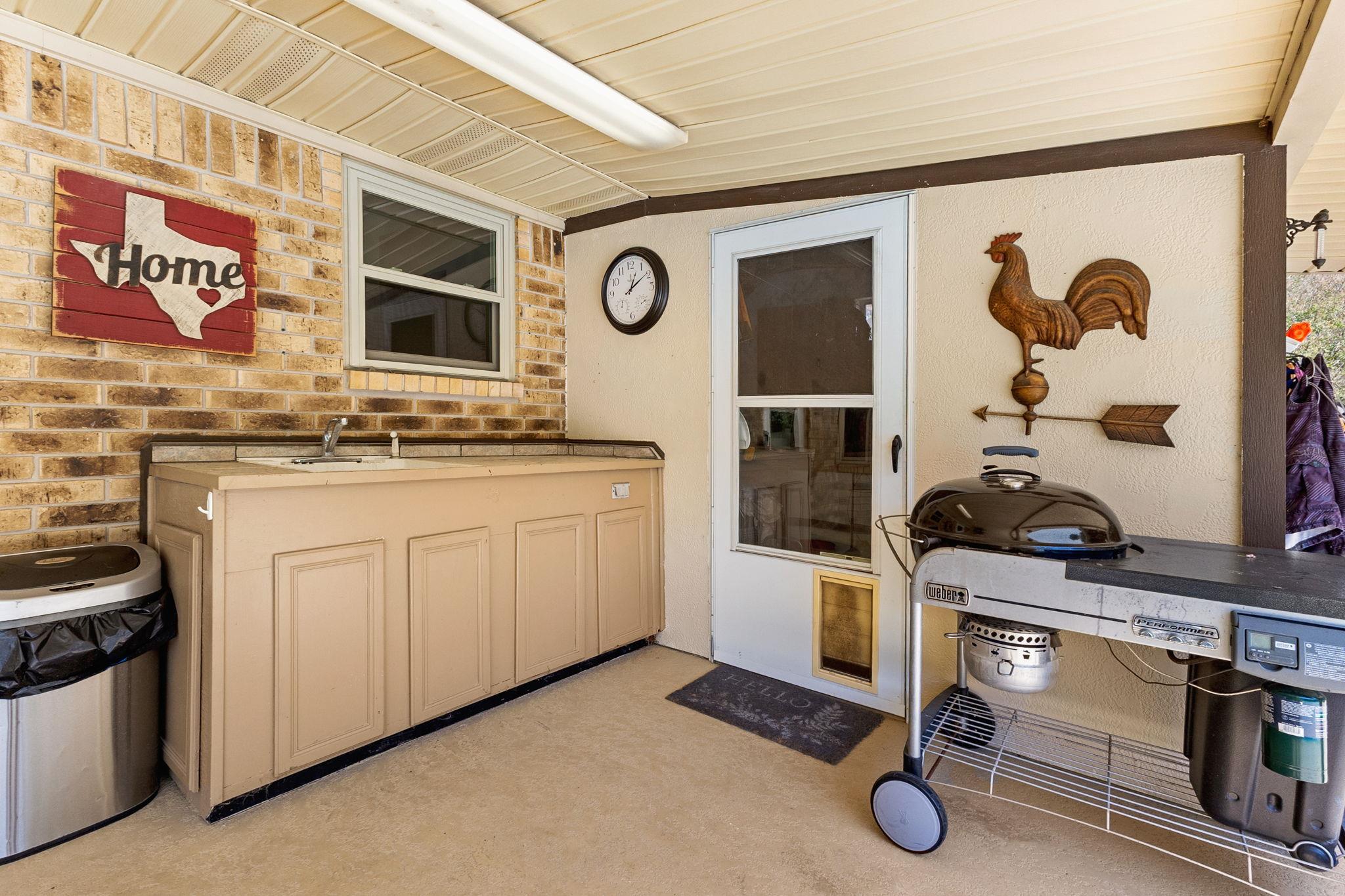 1115 Gardenia Dr, New Braunfels, TX 78130