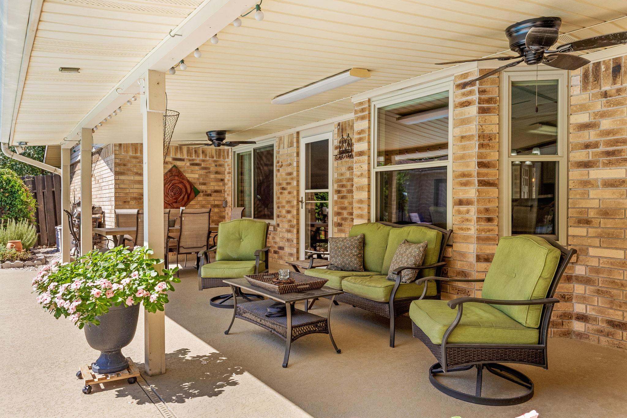 1115 Gardenia Dr, New Braunfels, TX 78130