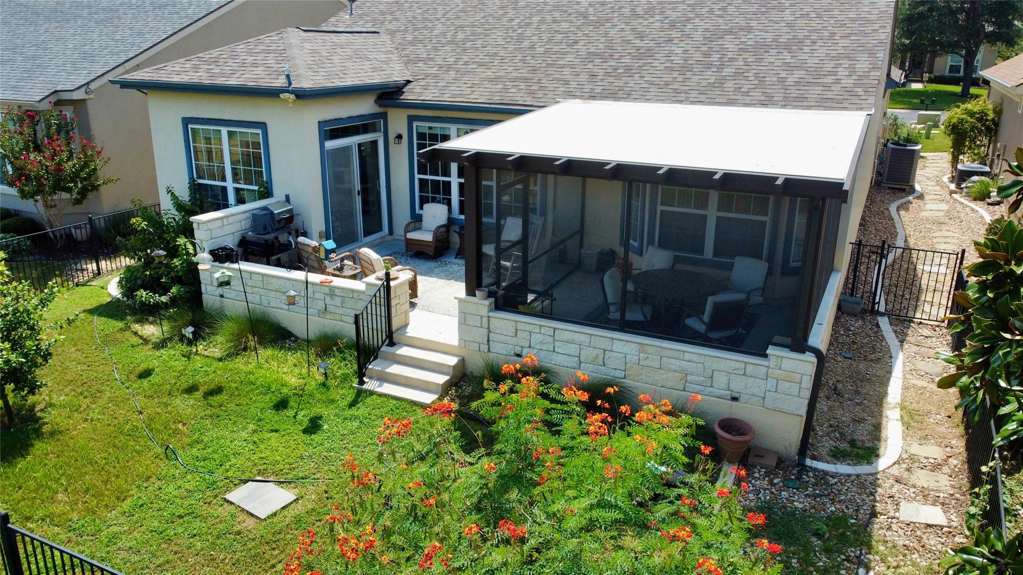 306 Cobalt Cv, Georgetown, TX 78633