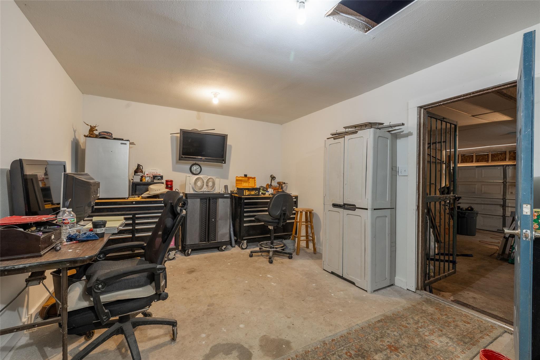 205 Spanish Oak Trl, Dripping Springs, TX 78620