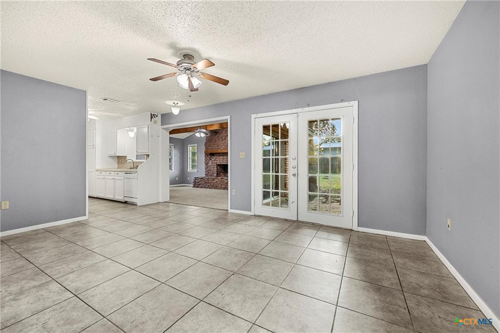 705 Kate St, Copperas Cove, TX 76522