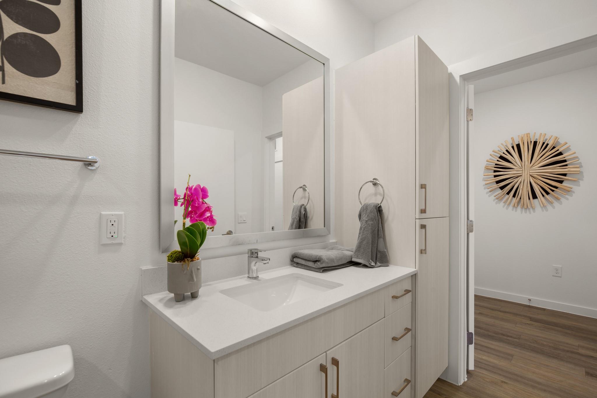 6324 N Lamar Blvd # 209, Austin, TX 78752